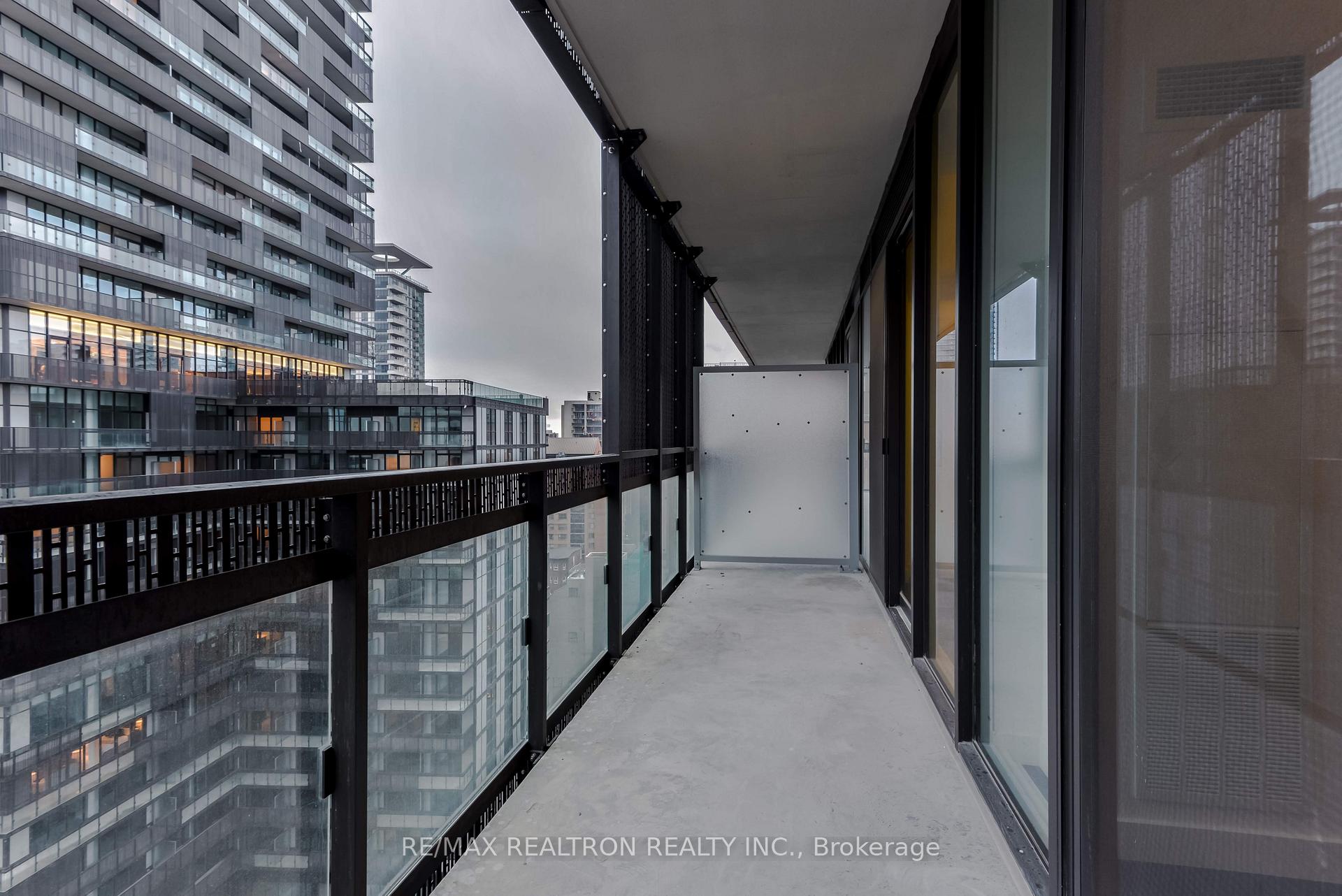 Photo 21 of Unit 907, 8 Eglinton Avenue E, Toronto, Mount Pleasant West — HOMEH