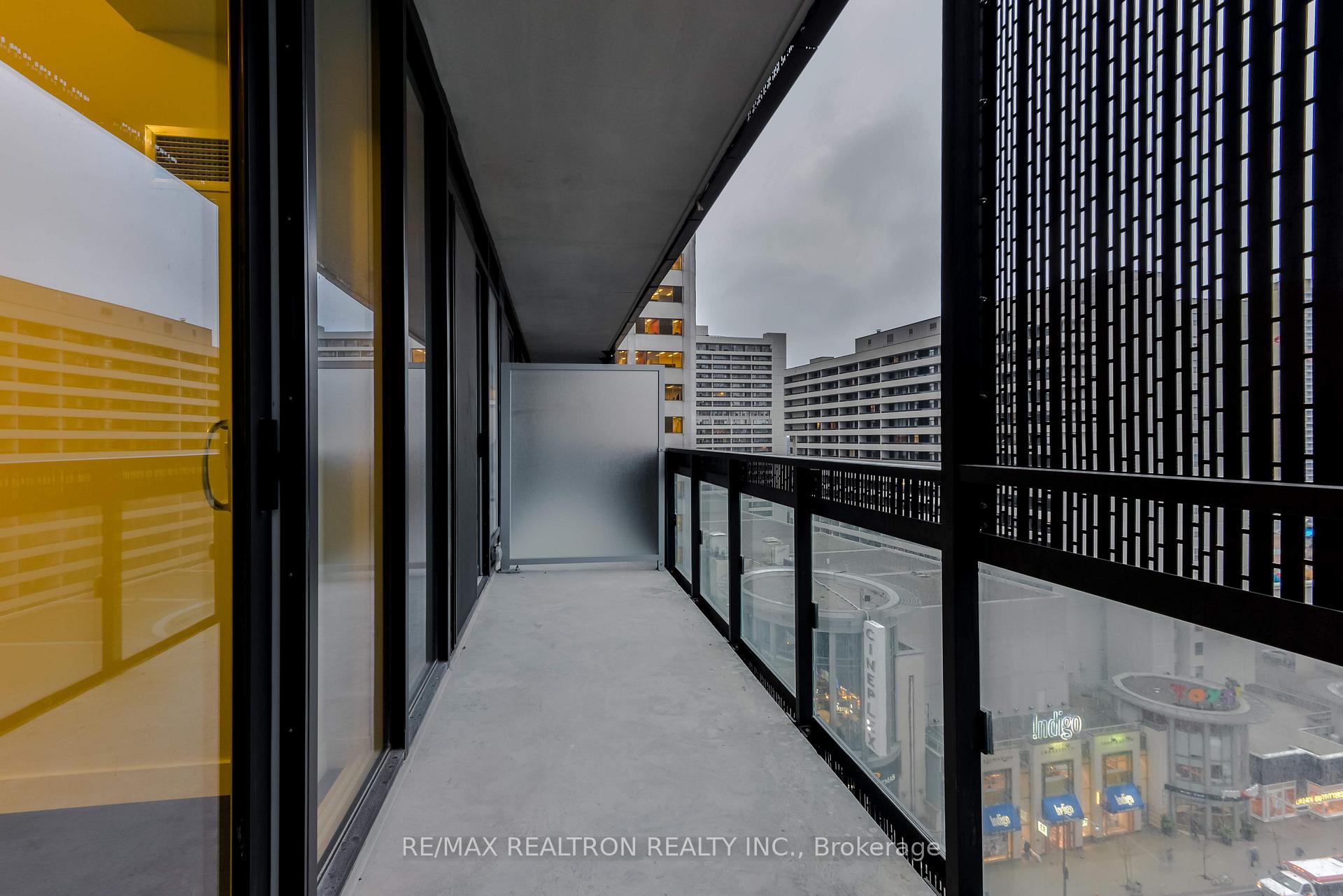 Photo 22 of Unit 907, 8 Eglinton Avenue E, Toronto, Mount Pleasant West — HOMEH