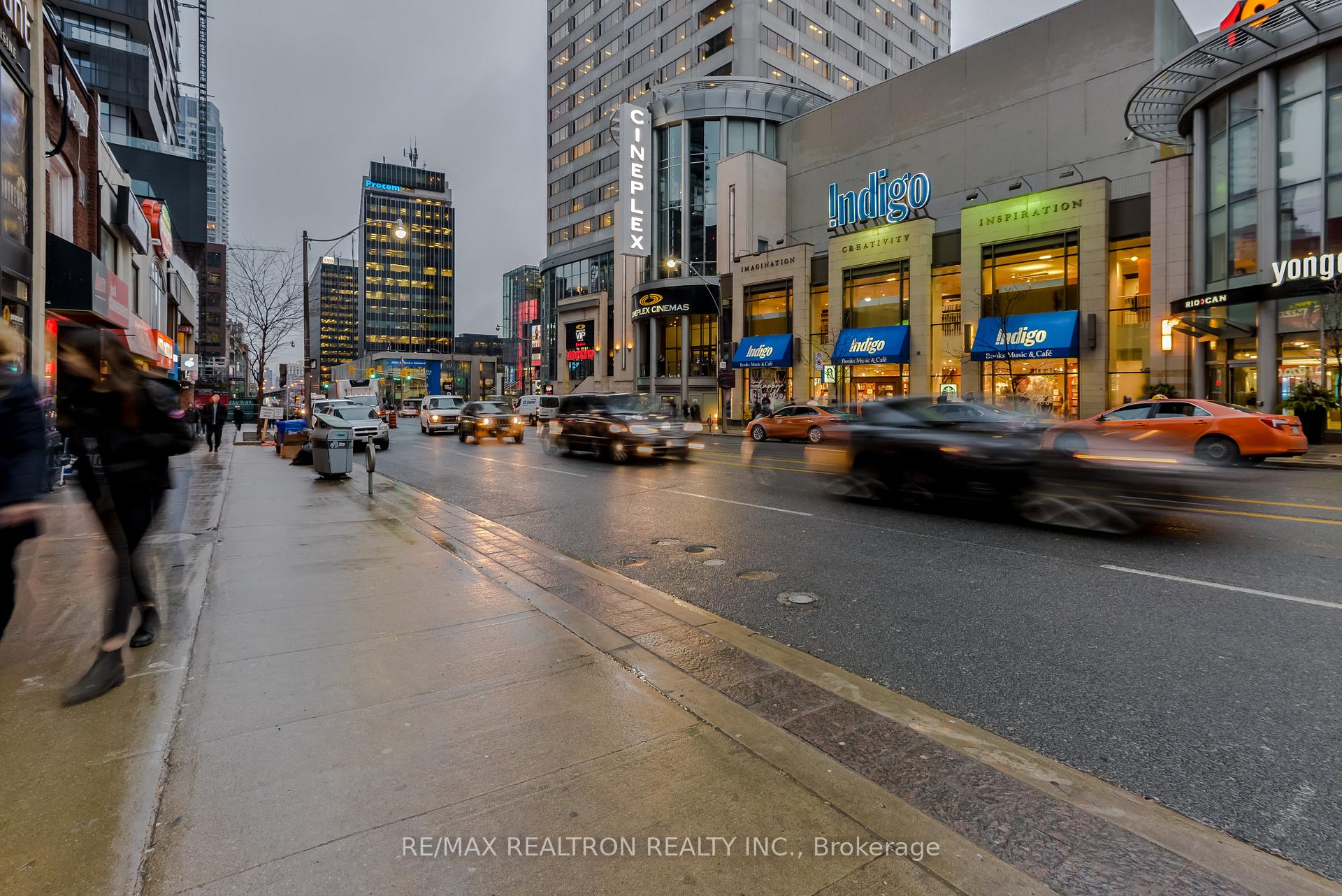 Photo 24 of Unit 907, 8 Eglinton Avenue E, Toronto, Mount Pleasant West — HOMEH