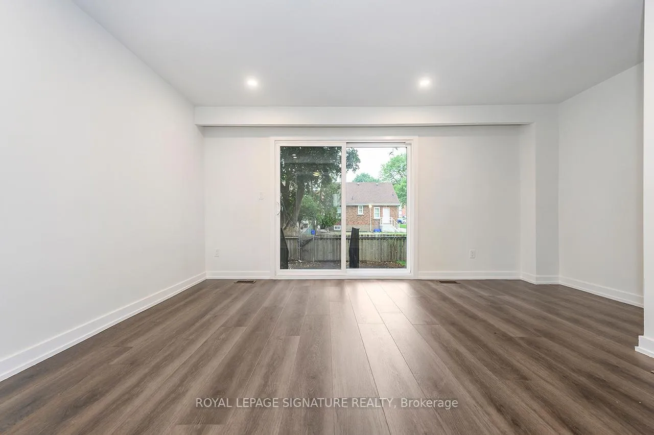 Photo 9 of 59 Woodman Drive, Hamilton, Kentley — HOMEH
