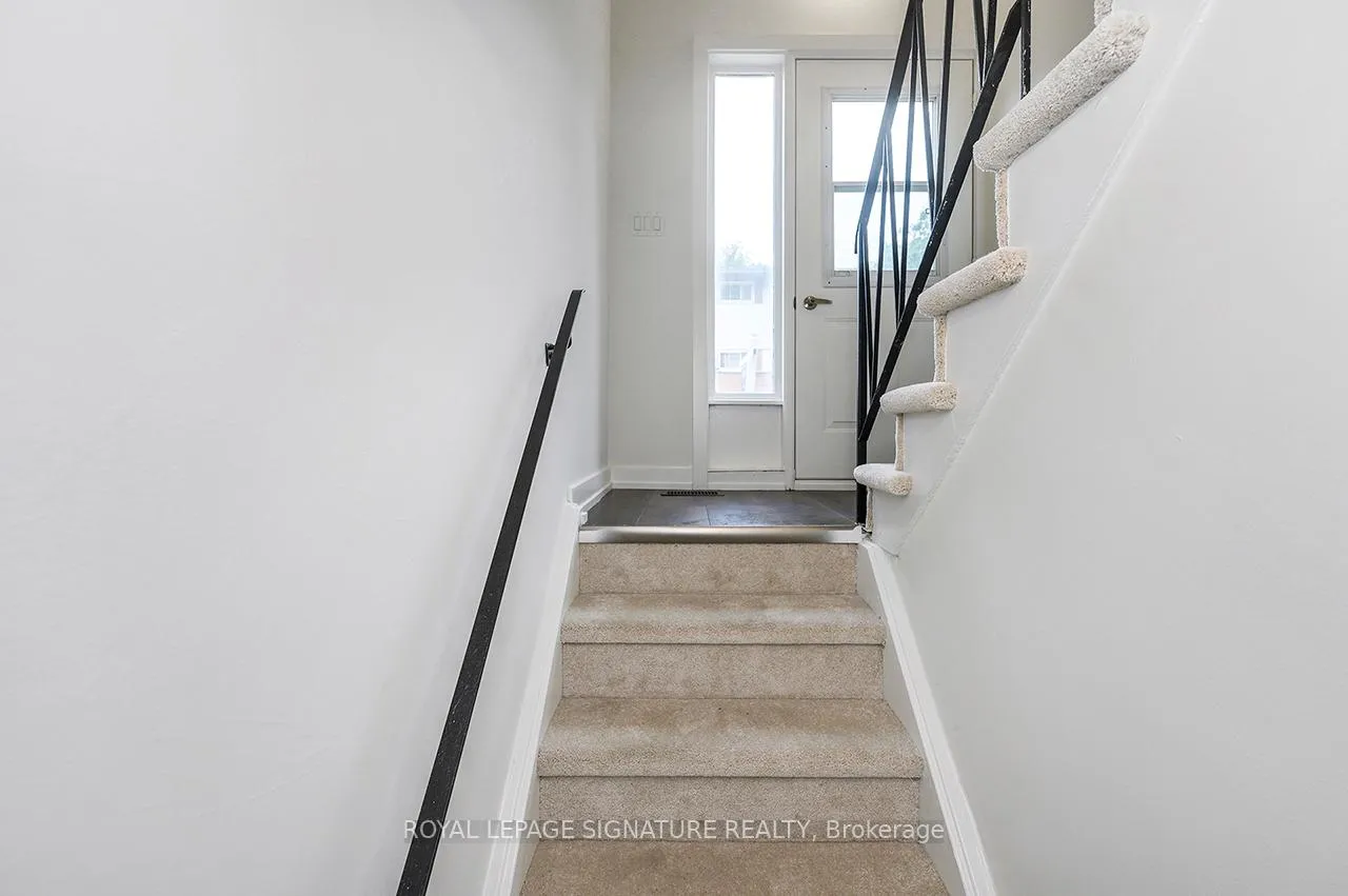 Photo 36 of 59 Woodman Drive, Hamilton, Kentley — HOMEH