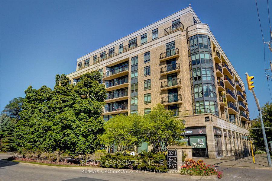 Photo 19 of Unit 709, 676 Sheppard Avenue E, North York, Bayview Village — HOMEH