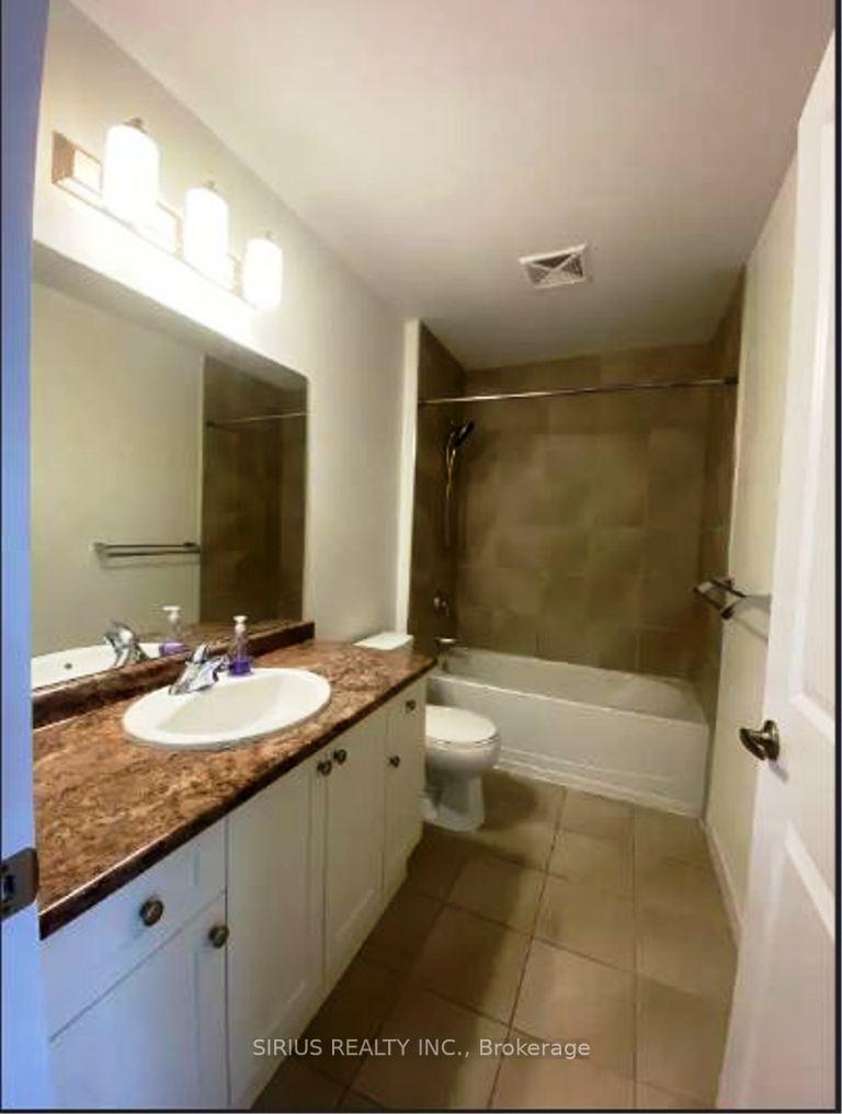 Photo 10 of Unit 806, 85 Robinson Street, Hamilton, Durand — HOMEH