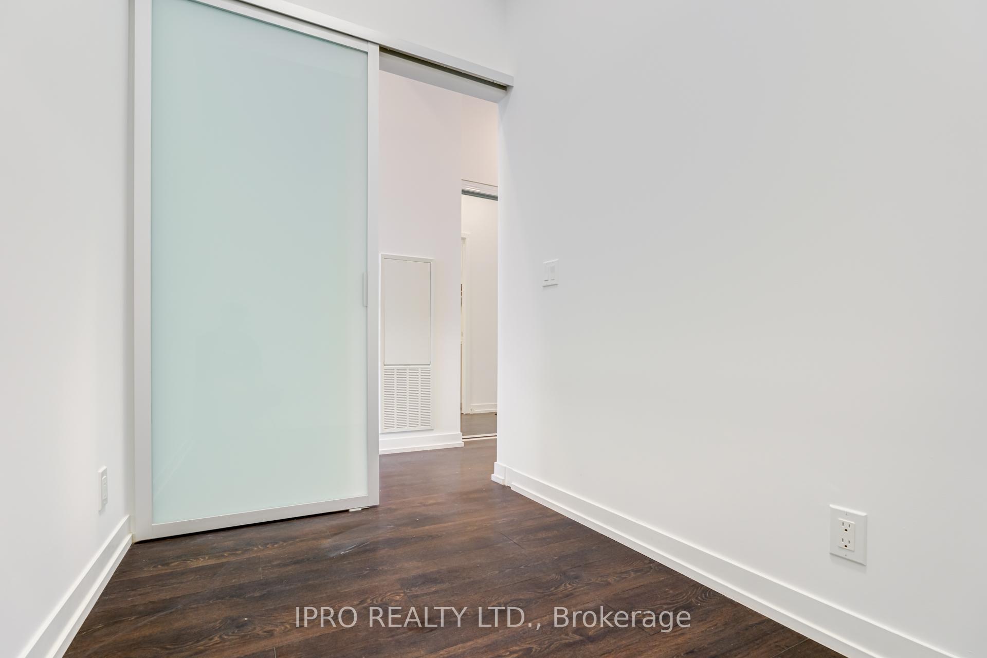 Photo 5 of Unit 220, 2020 Bathurst Street, Toronto, Humewood-Cedarvale — HOMEH