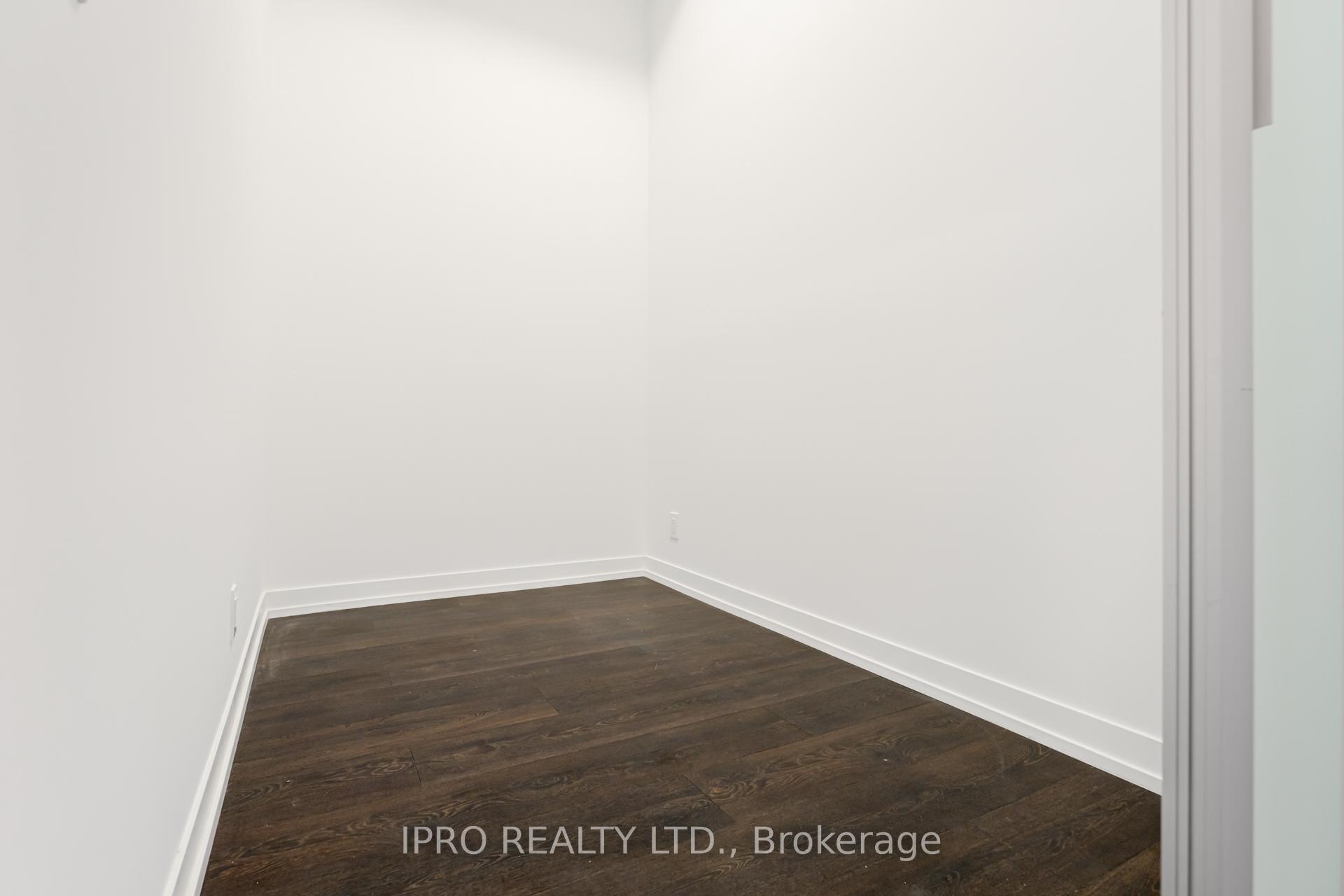 Photo 8 of Unit 220, 2020 Bathurst Street, Toronto, Humewood-Cedarvale — HOMEH