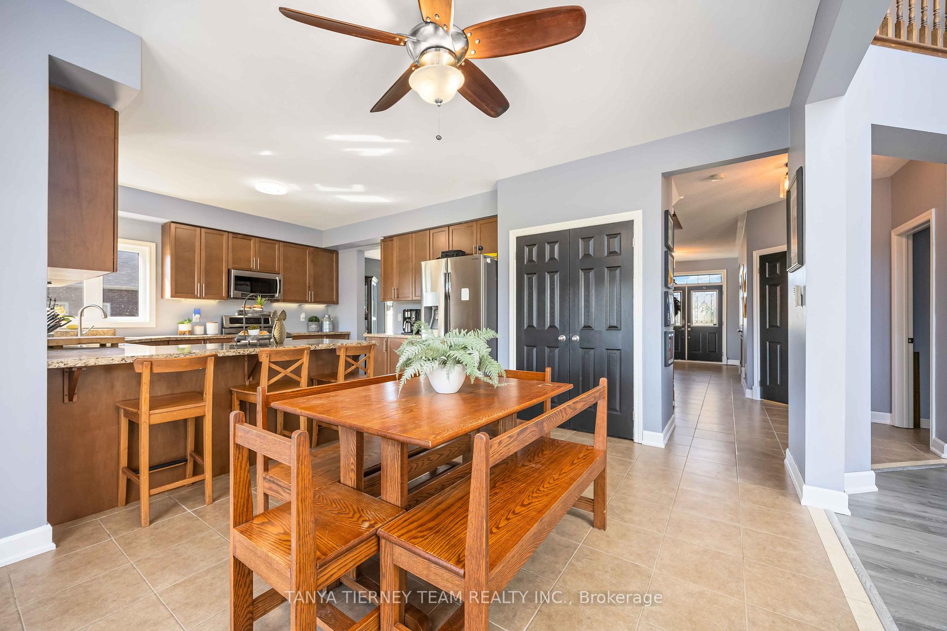 Photo 18 of 35 Charles Tilley Crescent, Clarington, Rural Clarington — HOMEH