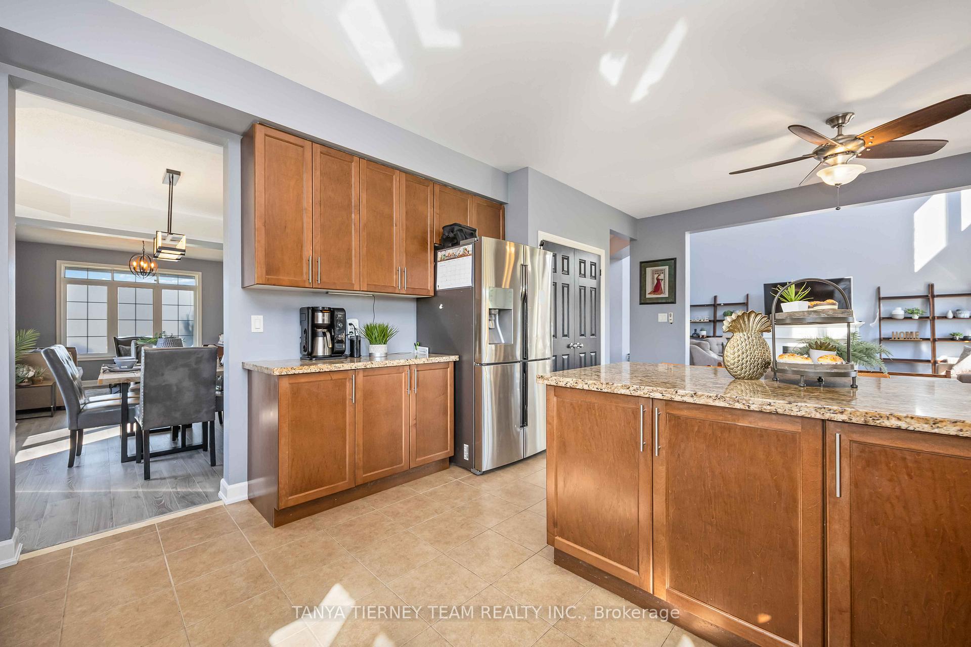 Photo 16 of 35 Charles Tilley Crescent, Clarington, Rural Clarington — HOMEH