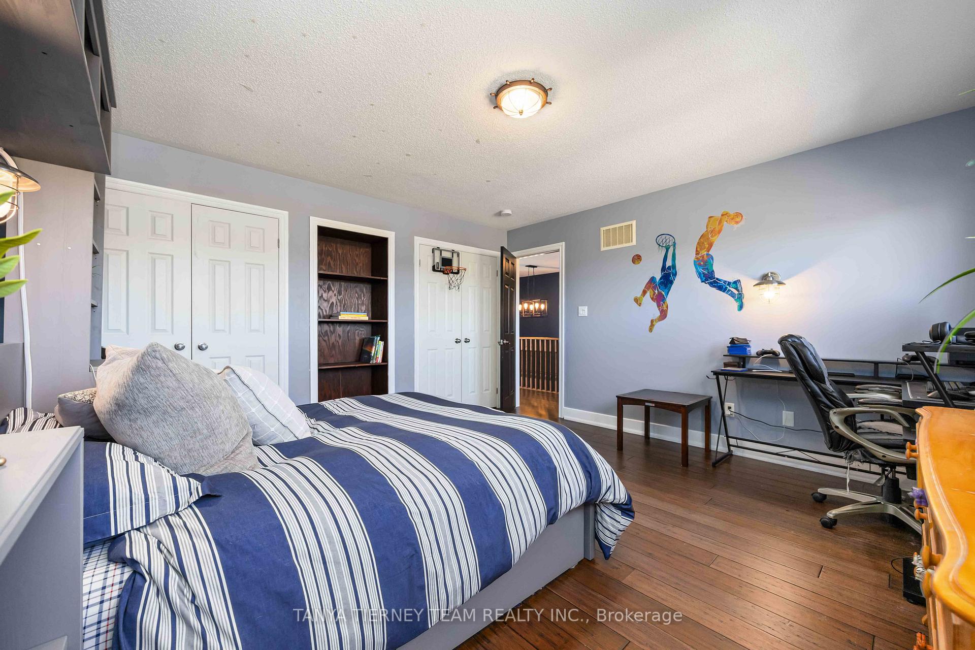 Photo 27 of 35 Charles Tilley Crescent, Clarington, Rural Clarington — HOMEH