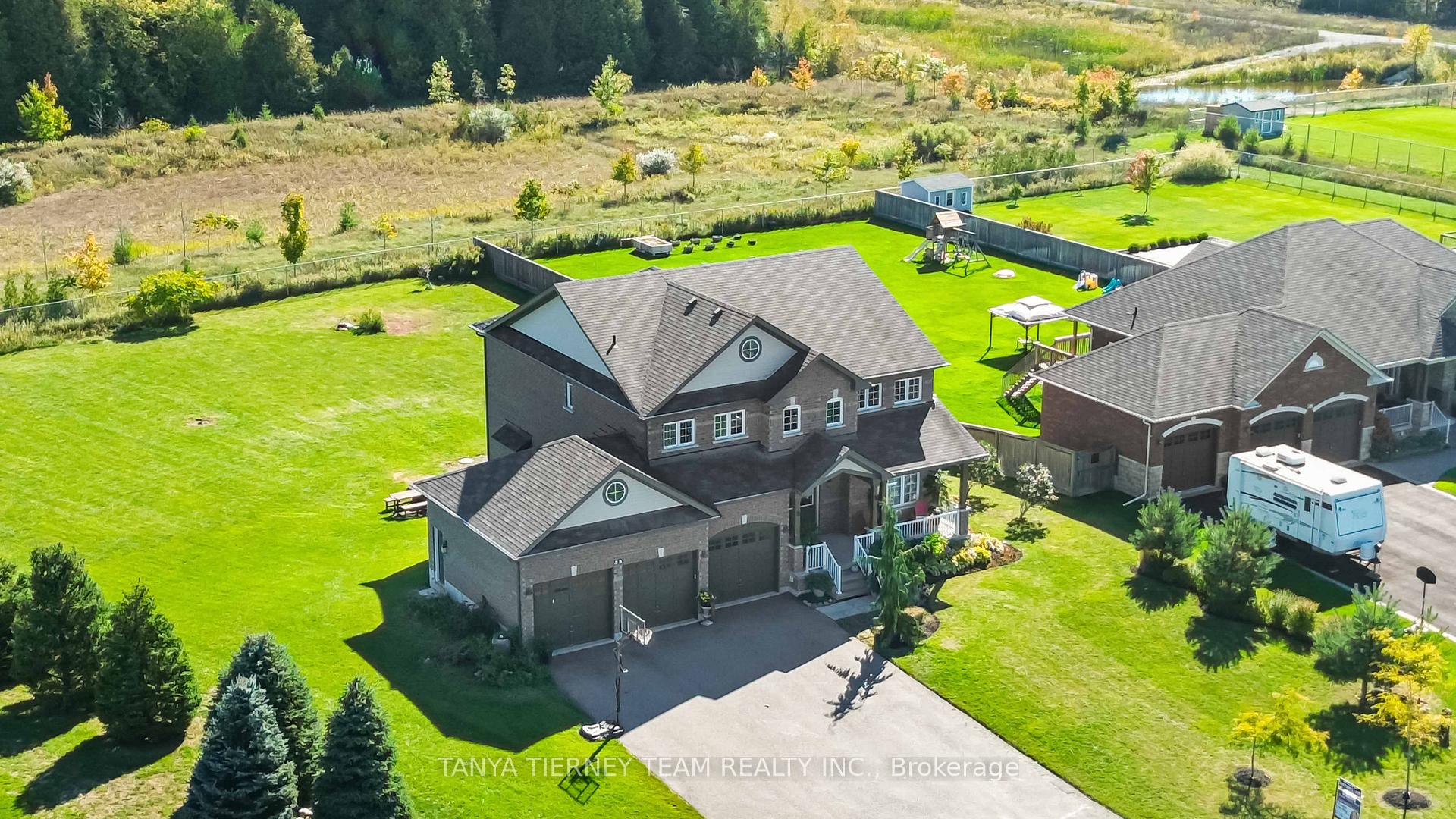 Photo 41 of 35 Charles Tilley Crescent, Clarington, Rural Clarington — HOMEH