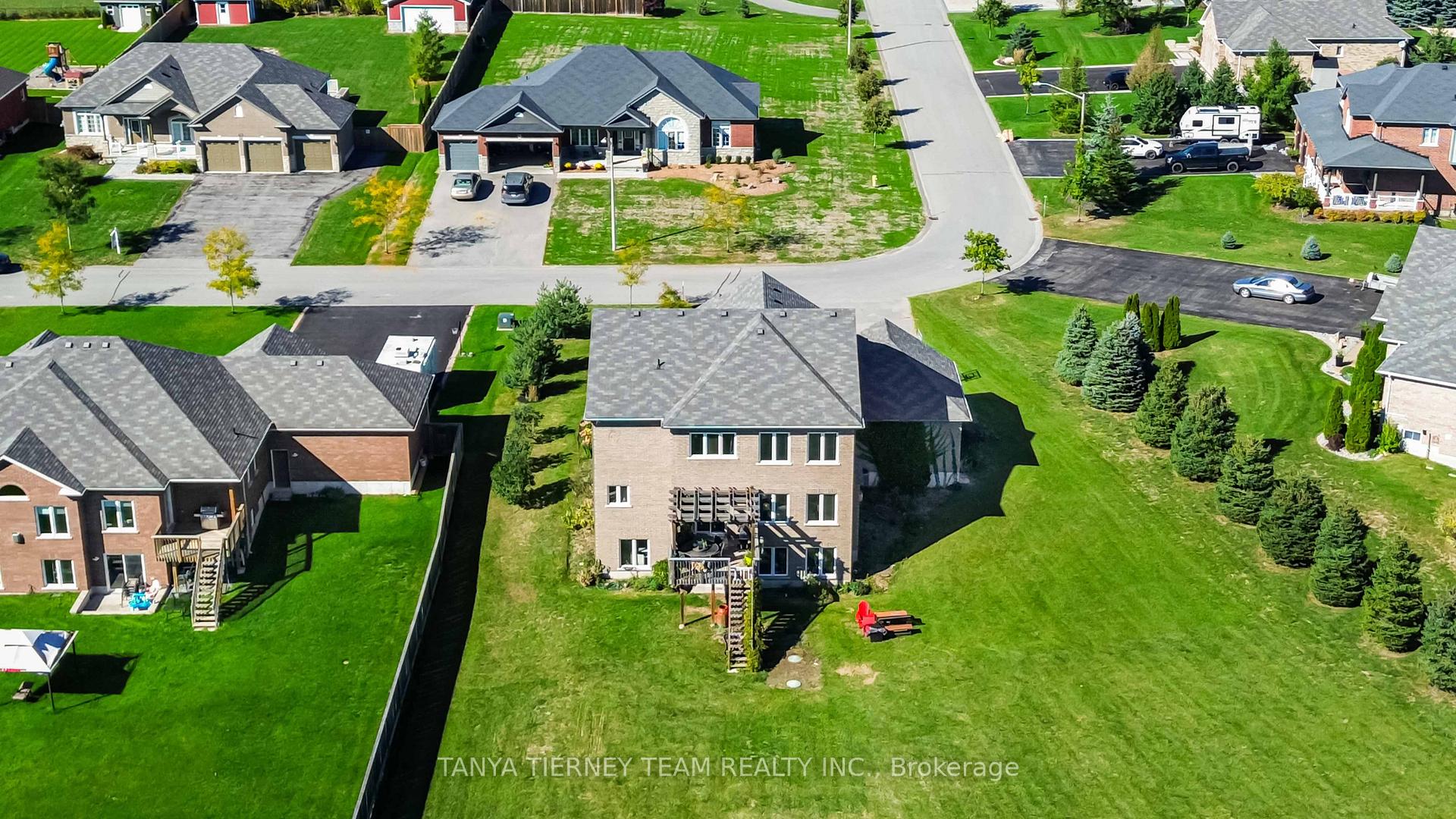 Photo 49 of 35 Charles Tilley Crescent, Clarington, Rural Clarington — HOMEH