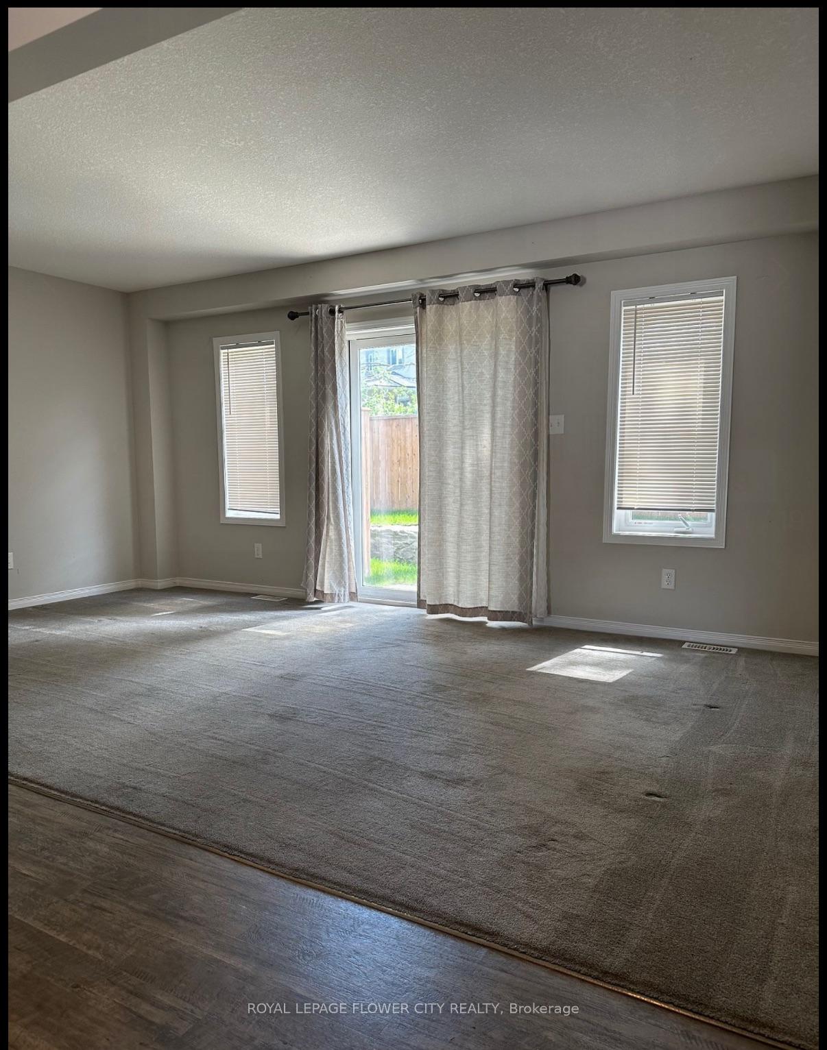 Photo 3 of Unit 34, 50 Pinnacle Drive, Kitchener, Lower Doon — HOMEH