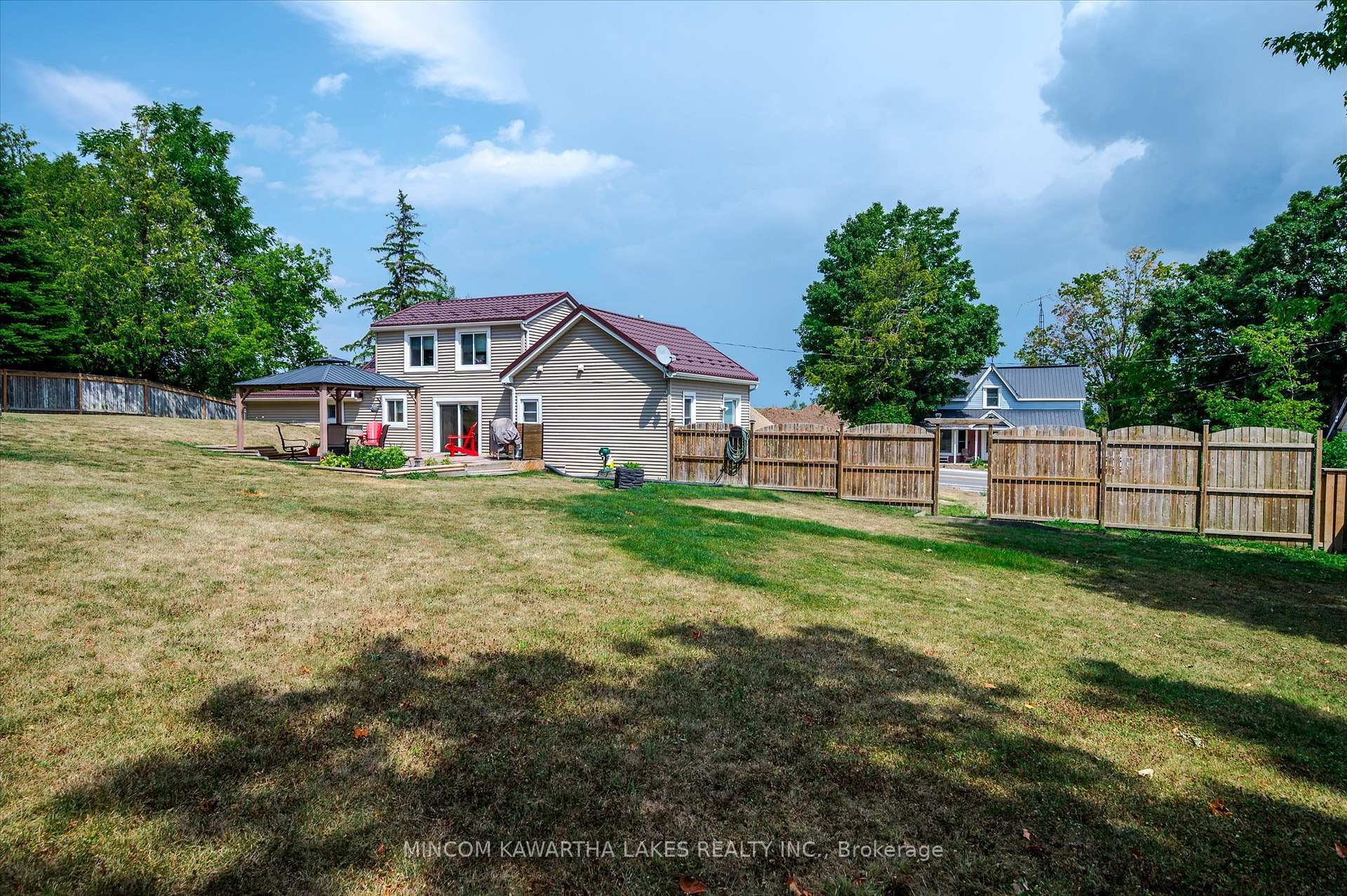 Photo 42 of 2466 Queen Mary Street, Cavan Monaghan, Cavan Twp — HOMEH
