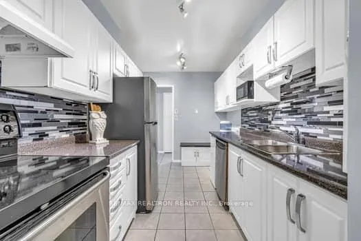 Photo 11 of Unit 1004, 44 Longbourne Drive, Etobicoke, Willowridge-Martingrove-Richview — HOMEH