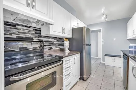 Photo 12 of Unit 1004, 44 Longbourne Drive, Etobicoke, Willowridge-Martingrove-Richview — HOMEH