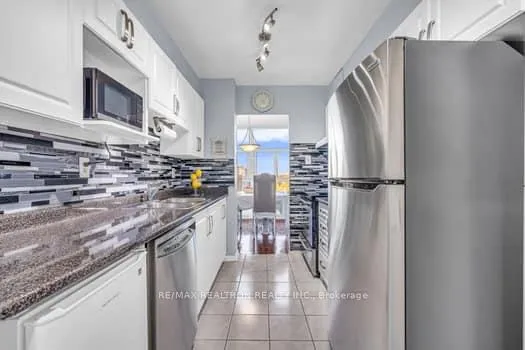 Photo 13 of Unit 1004, 44 Longbourne Drive, Etobicoke, Willowridge-Martingrove-Richview — HOMEH