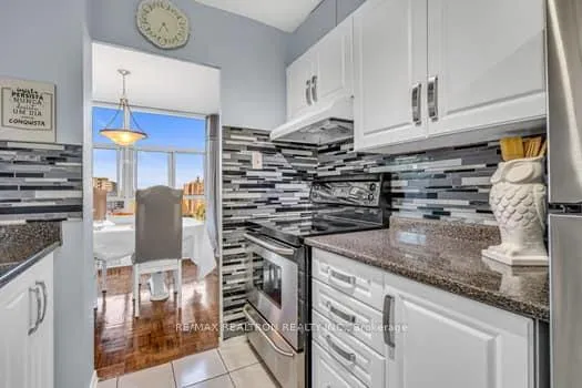 Photo 18 of Unit 1004, 44 Longbourne Drive, Etobicoke, Willowridge-Martingrove-Richview — HOMEH