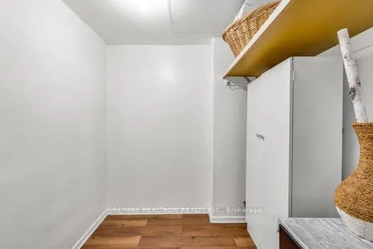 Photo 20 of Unit 1004, 44 Longbourne Drive, Etobicoke, Willowridge-Martingrove-Richview — HOMEH