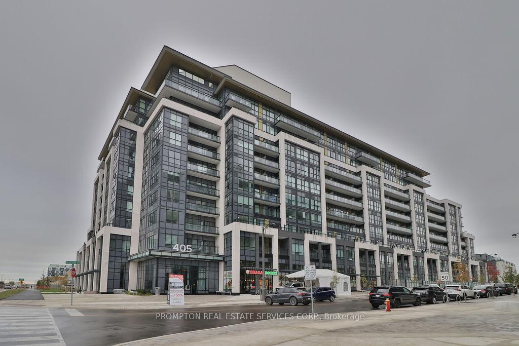 Front of Unit 715, 405 Dundas Street W
