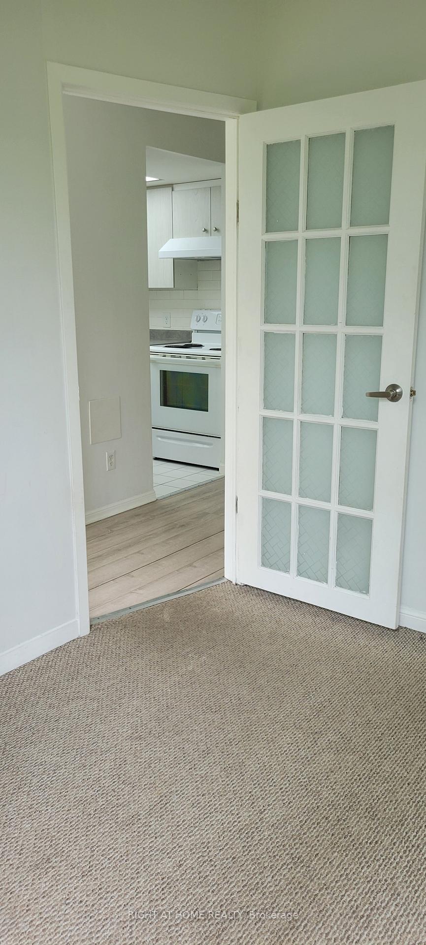 Photo 13 of Unit 101, 75 Ellen Street, Barrie, Lakeshore — HOMEH