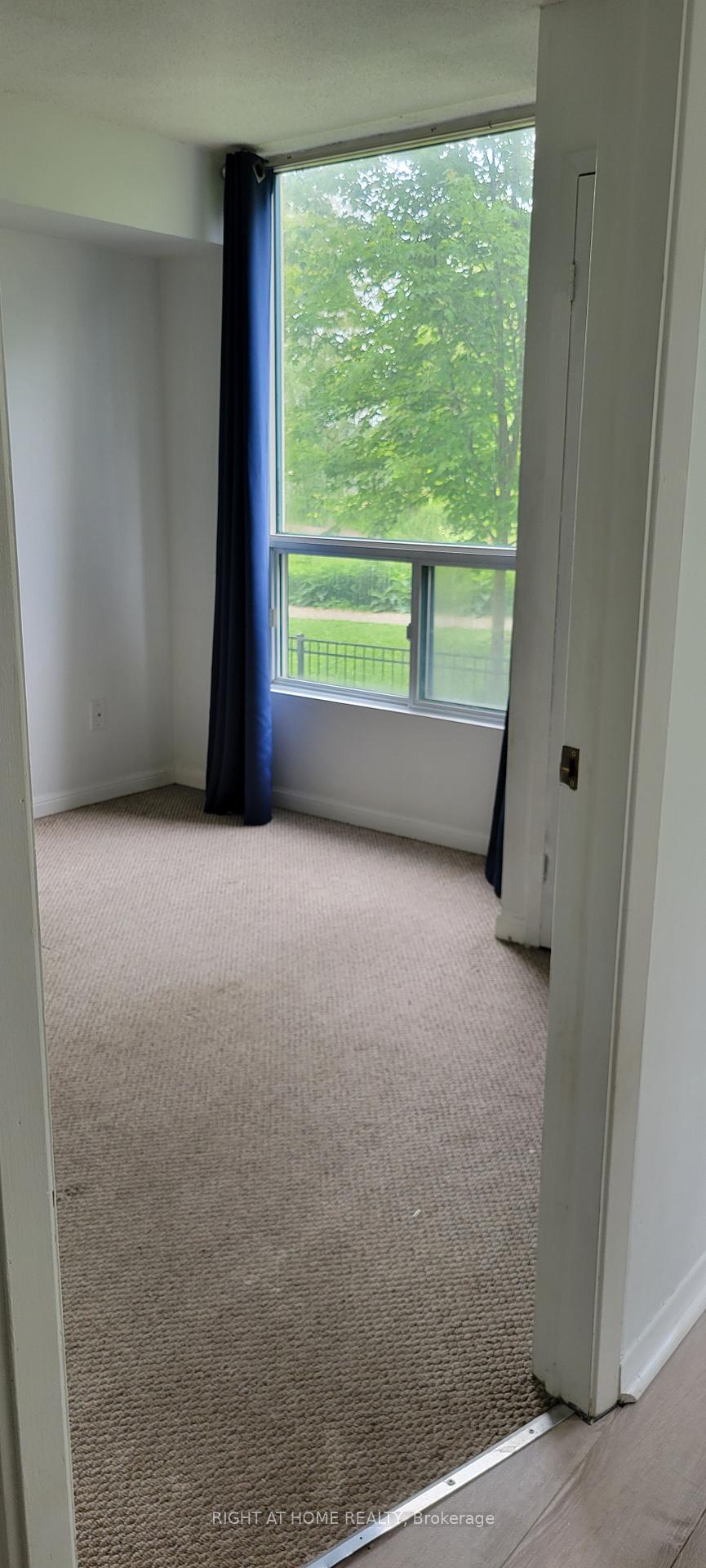 Photo 14 of Unit 101, 75 Ellen Street, Barrie, Lakeshore — HOMEH