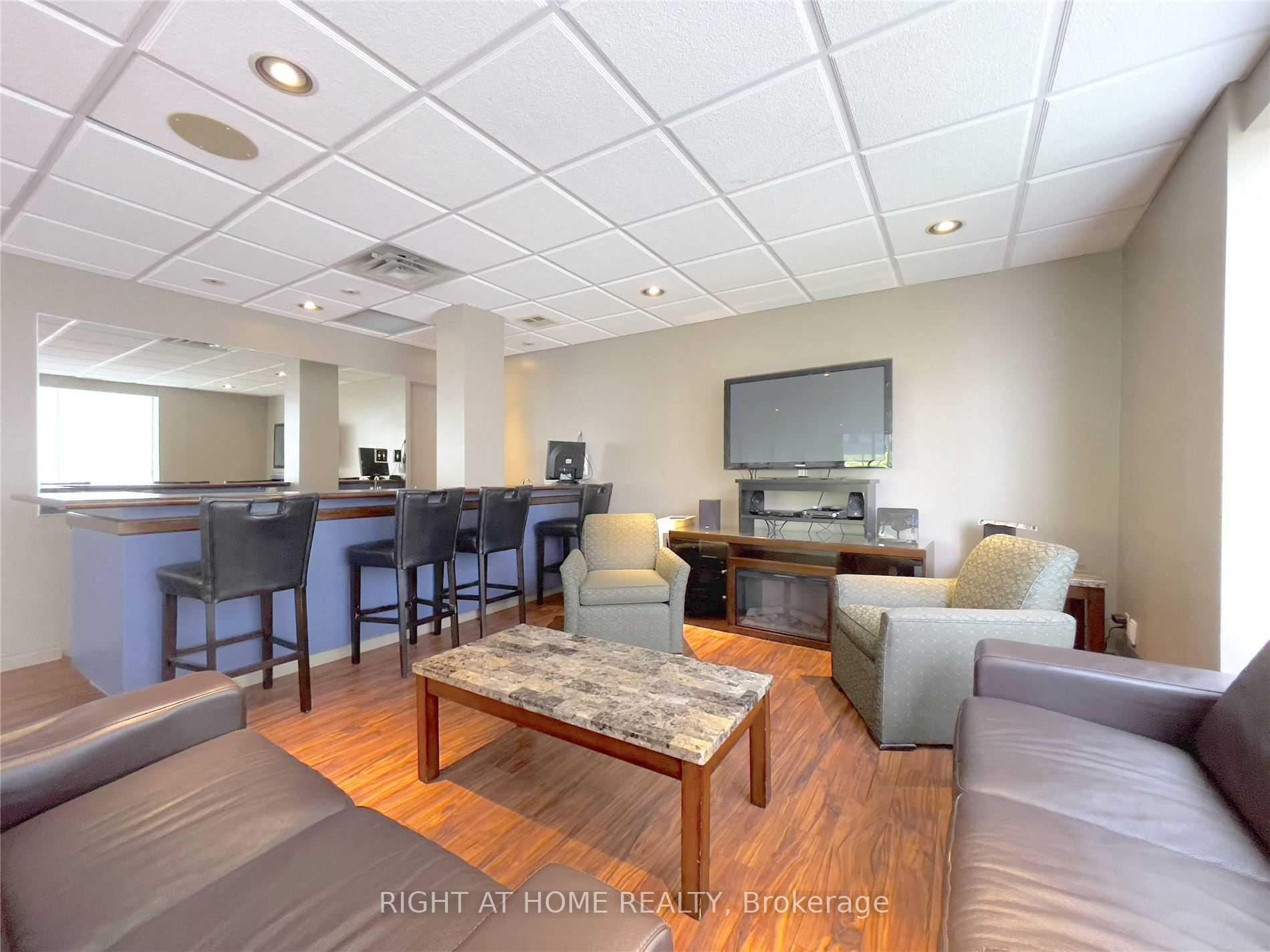 Photo 17 of Unit 101, 75 Ellen Street, Barrie, Lakeshore — HOMEH