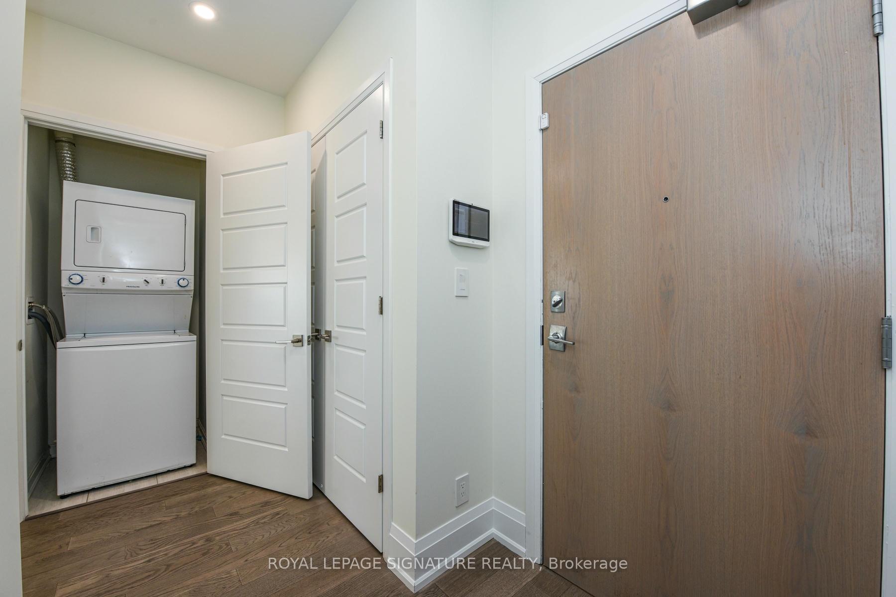 Photo 7 of Unit 11, 3028 Creekshore Common, Oakville, Glenorchy — HOMEH