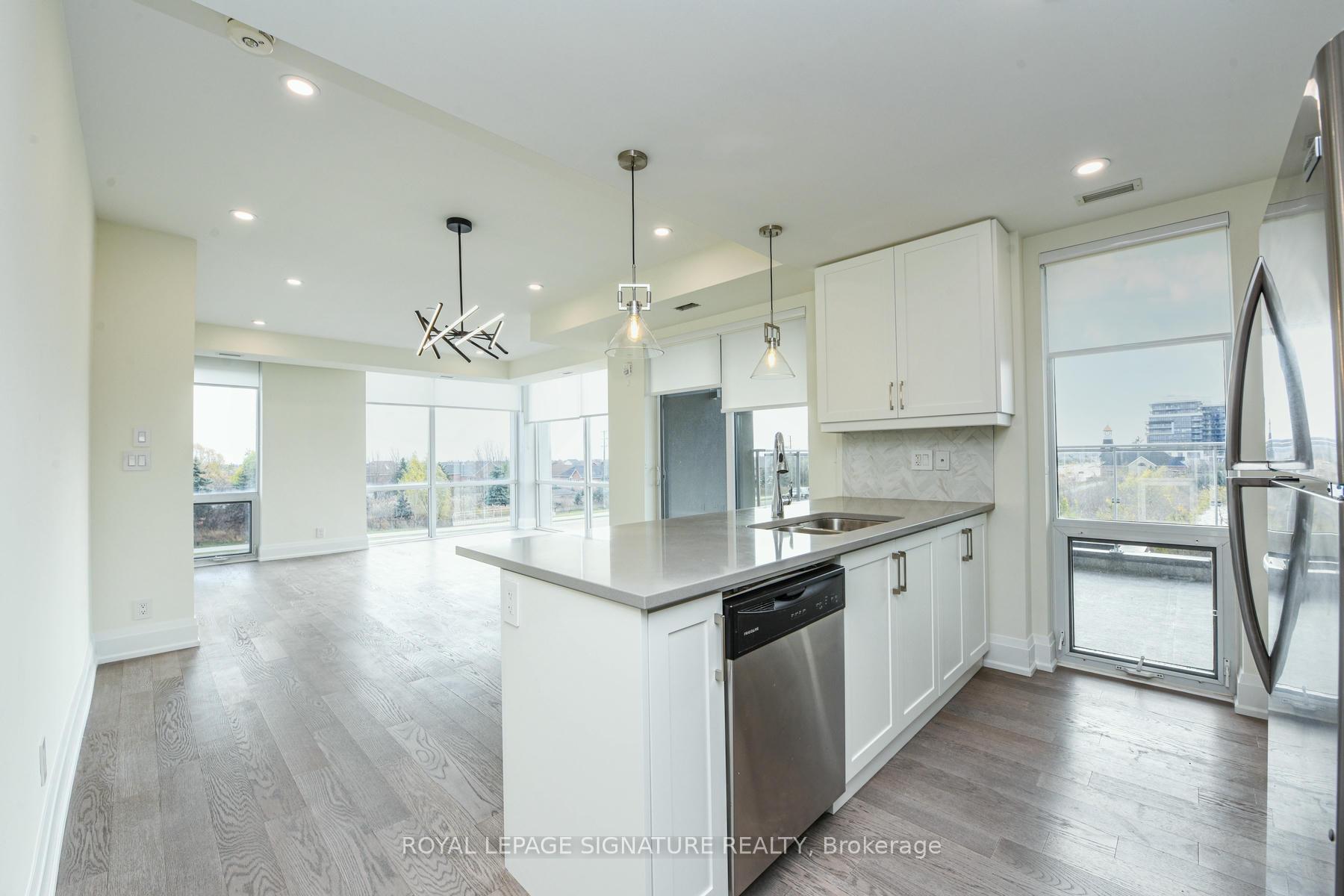 Photo 10 of Unit 11, 3028 Creekshore Common, Oakville, Glenorchy — HOMEH