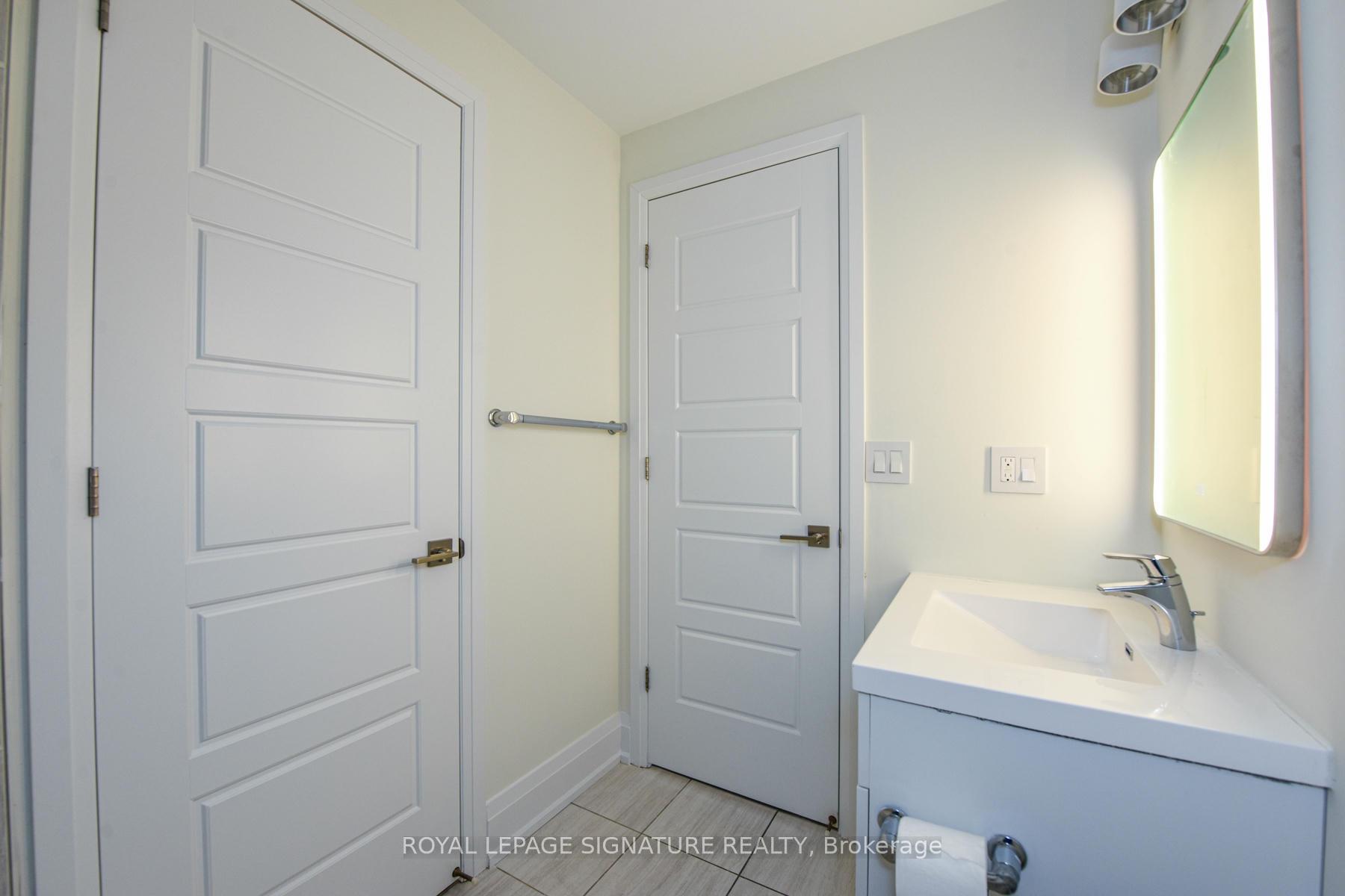 Photo 21 of Unit 11, 3028 Creekshore Common, Oakville, Glenorchy — HOMEH