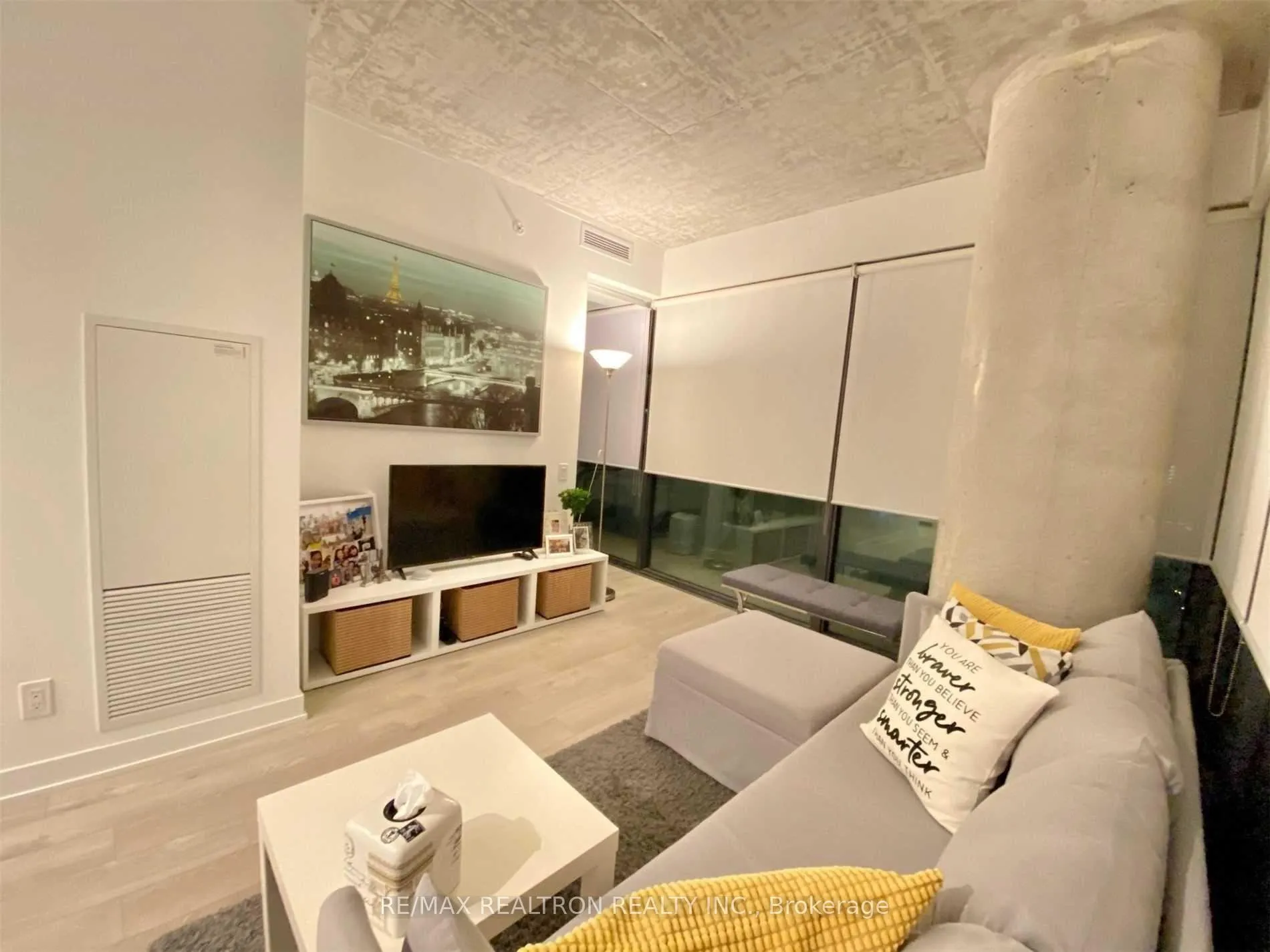Photo 4 of Unit 1403, 185 Roehampton Avenue, Toronto, Mount Pleasant West — HOMEH