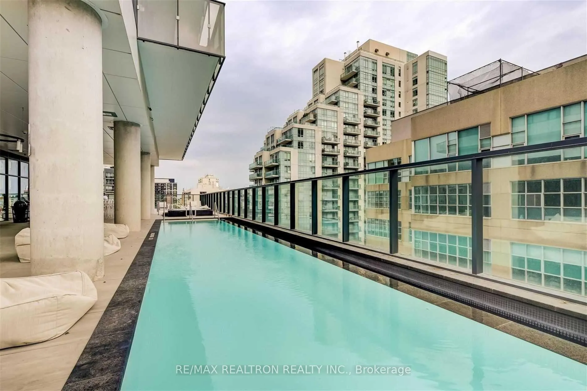 Photo 12 of Unit 1403, 185 Roehampton Avenue, Toronto, Mount Pleasant West — HOMEH