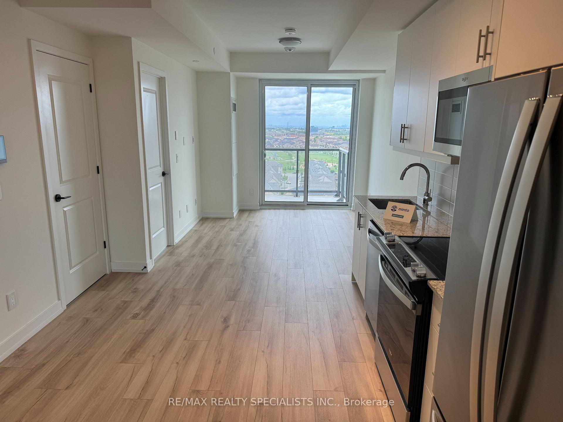 Photo 2 of Unit 1401, 335 Wheat Boom Drive, Oakville, Joshua Meadows — HOMEH