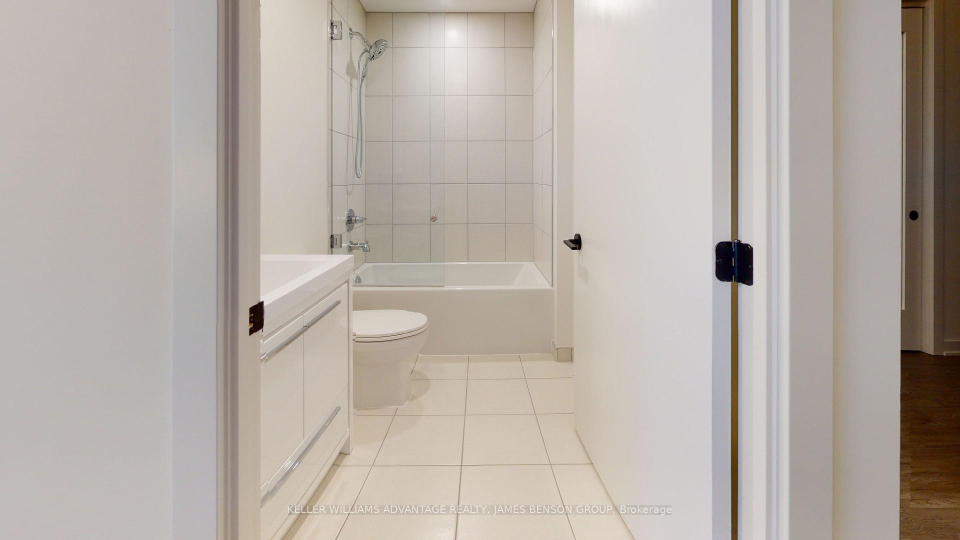 Photo 5 of Unit 301, 212 King William Street, Hamilton, Beasley — HOMEH