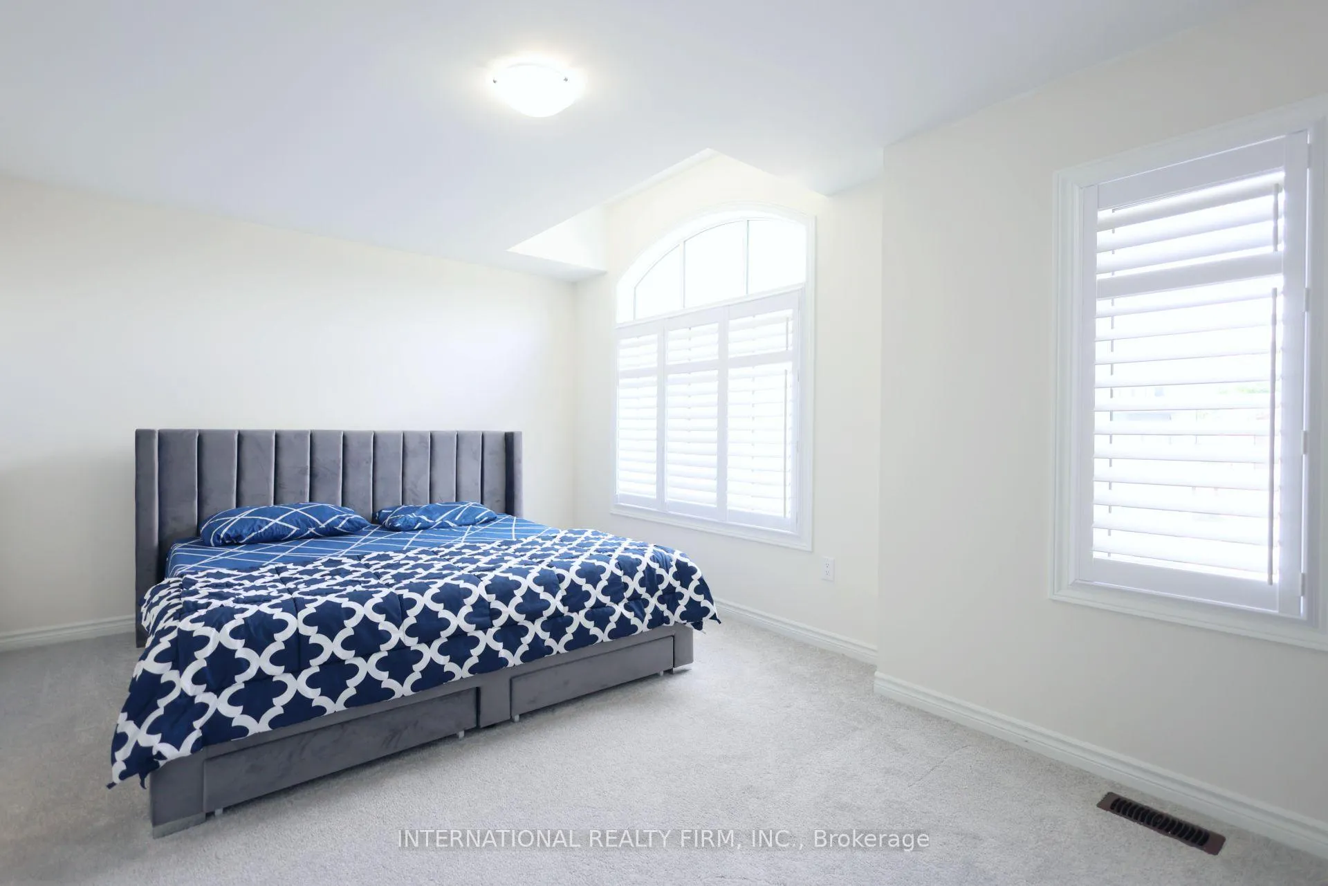 Photo 14 of 327 Northglen Blvd, Clarington, Bowmanville — HOMEH