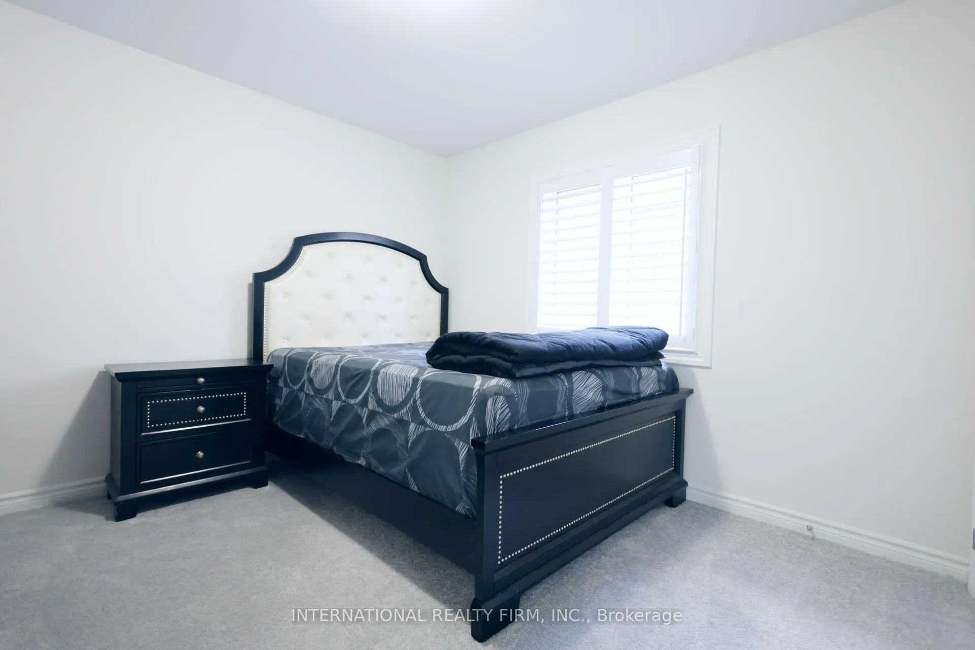 Photo 18 of 327 Northglen Blvd, Clarington, Bowmanville — HOMEH