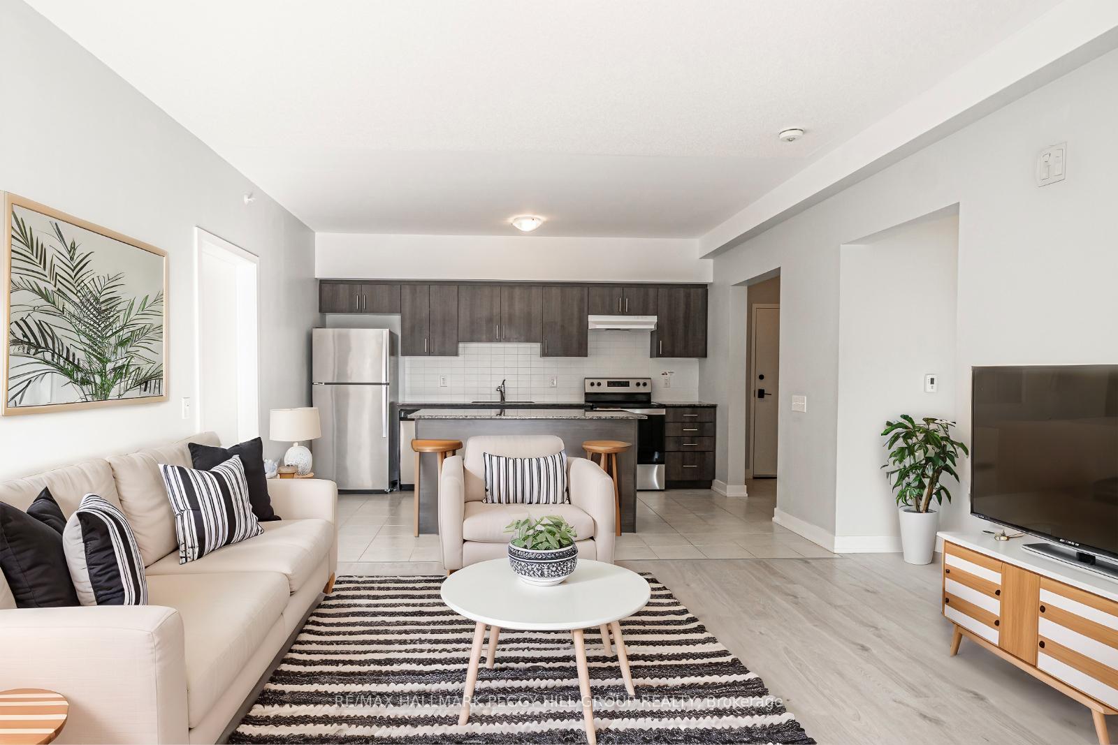 Photo 4 of Unit 215, 4 Spice Way, Barrie, Rural Barrie Southeast — HOMEH