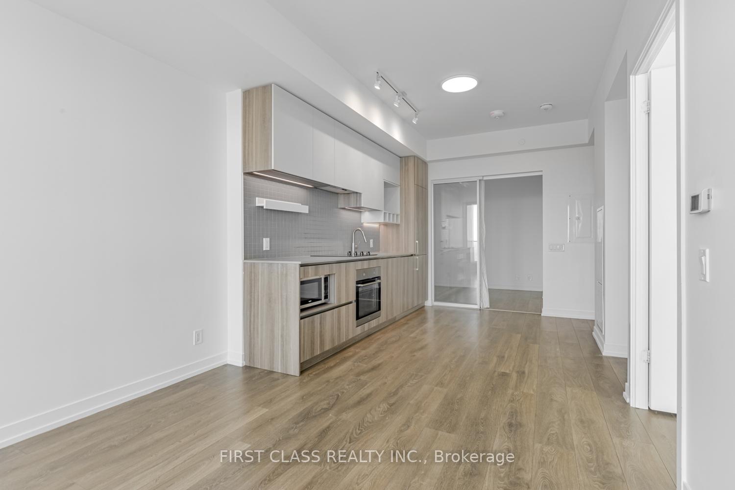 Photo 9 of Unit 4805, 5 Buttermill Avenue, Vaughan, Vaughan Corporate Centre — HOMEH