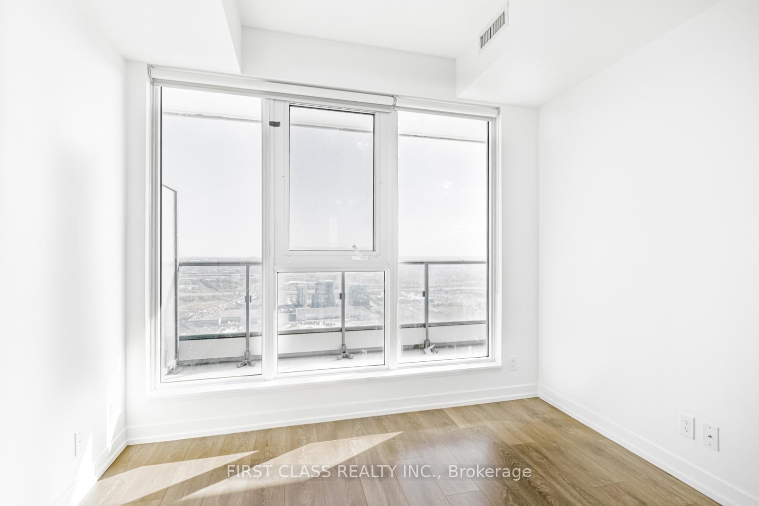 Photo 20 of Unit 4805, 5 Buttermill Avenue, Vaughan, Vaughan Corporate Centre — HOMEH