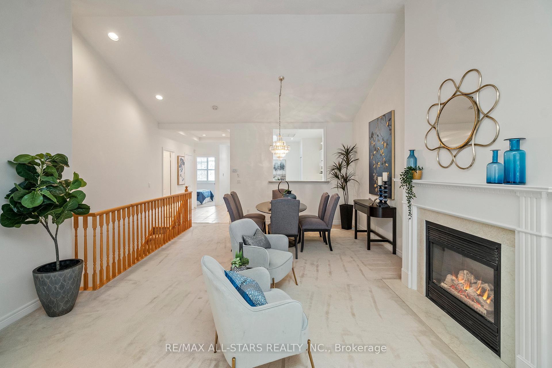 Photo 8 of 68 Celebrity Greens Way, Markham, Greensborough — HOMEH