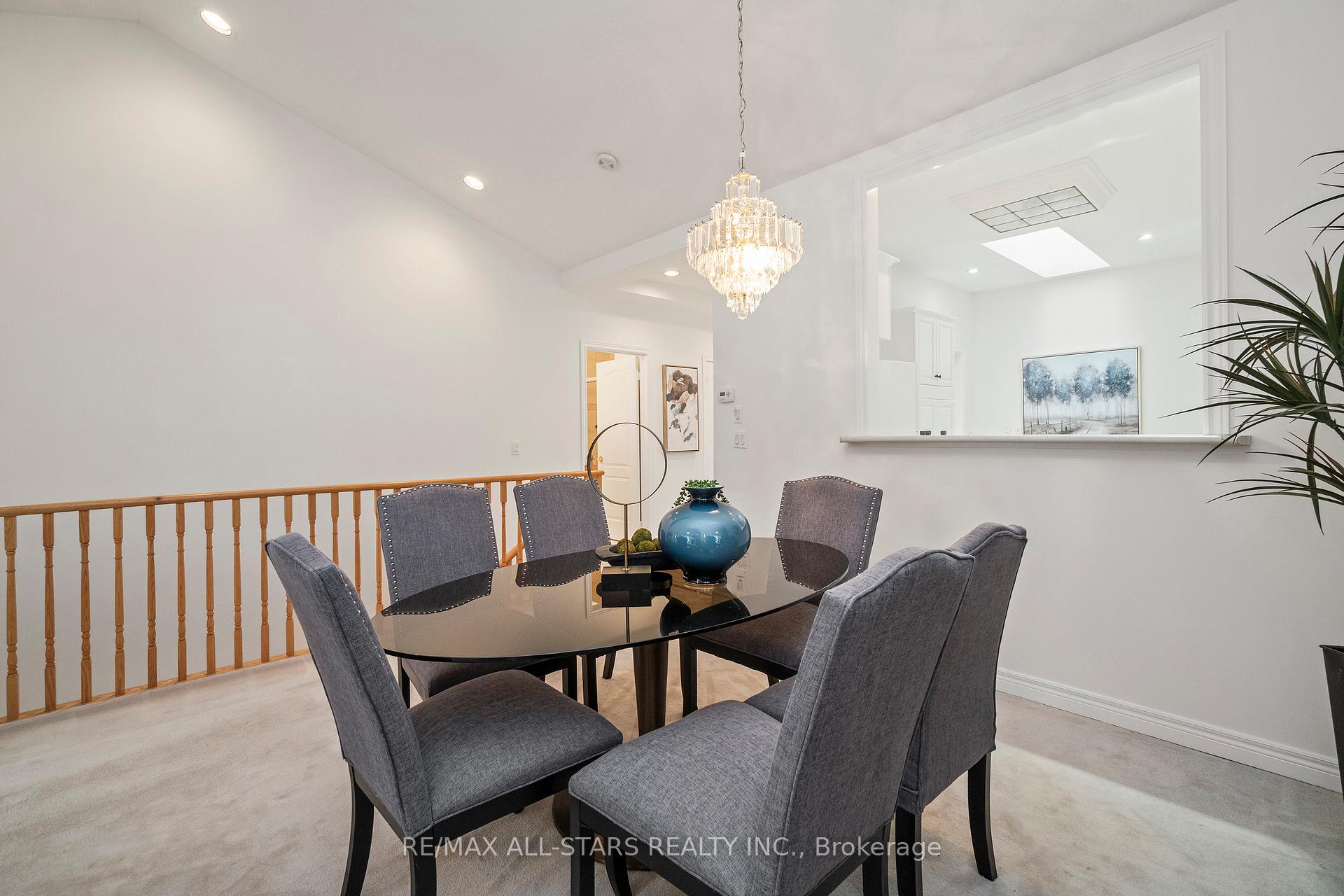 Photo 12 of 68 Celebrity Greens Way, Markham, Greensborough — HOMEH