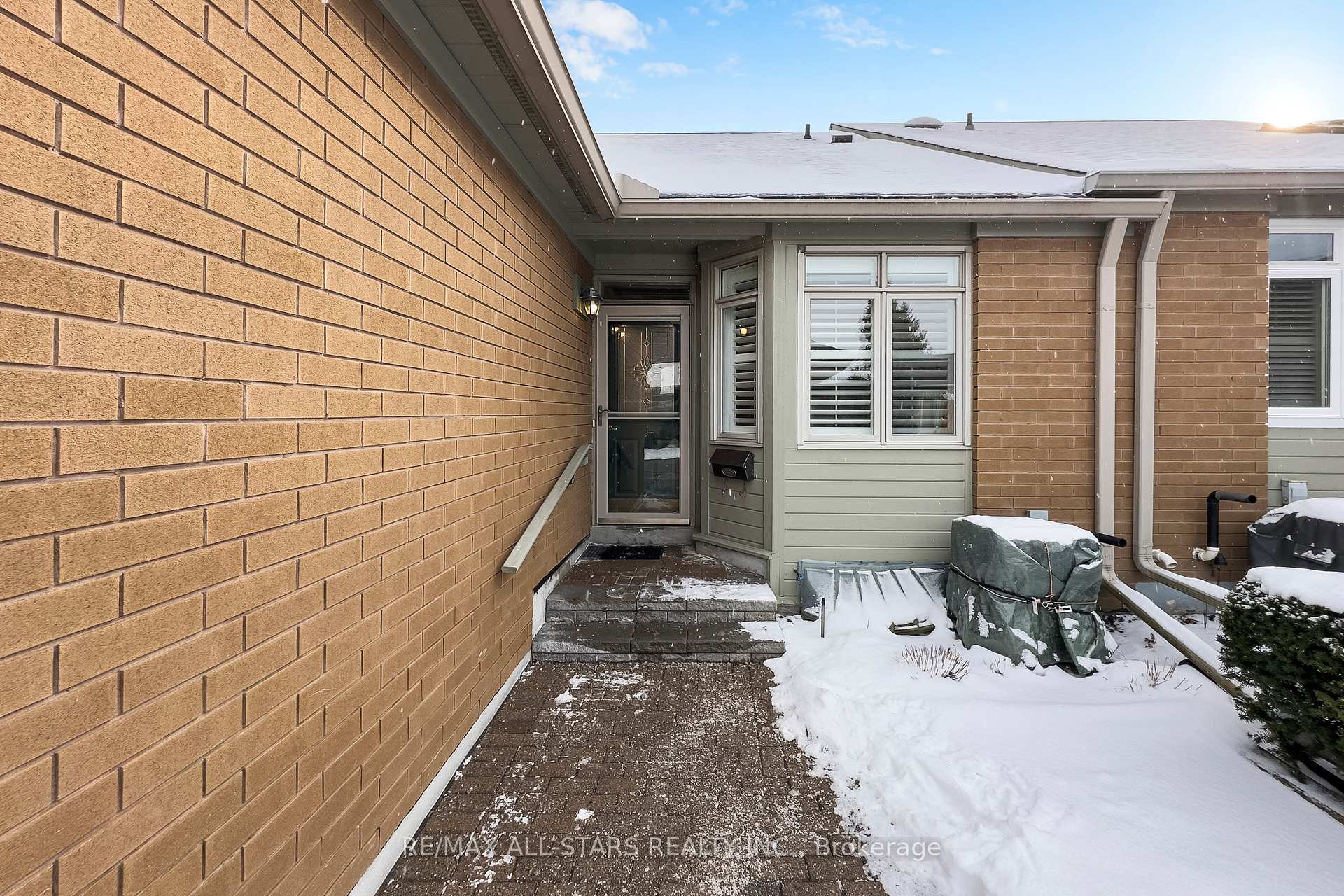 Photo 34 of 68 Celebrity Greens Way, Markham, Greensborough — HOMEH