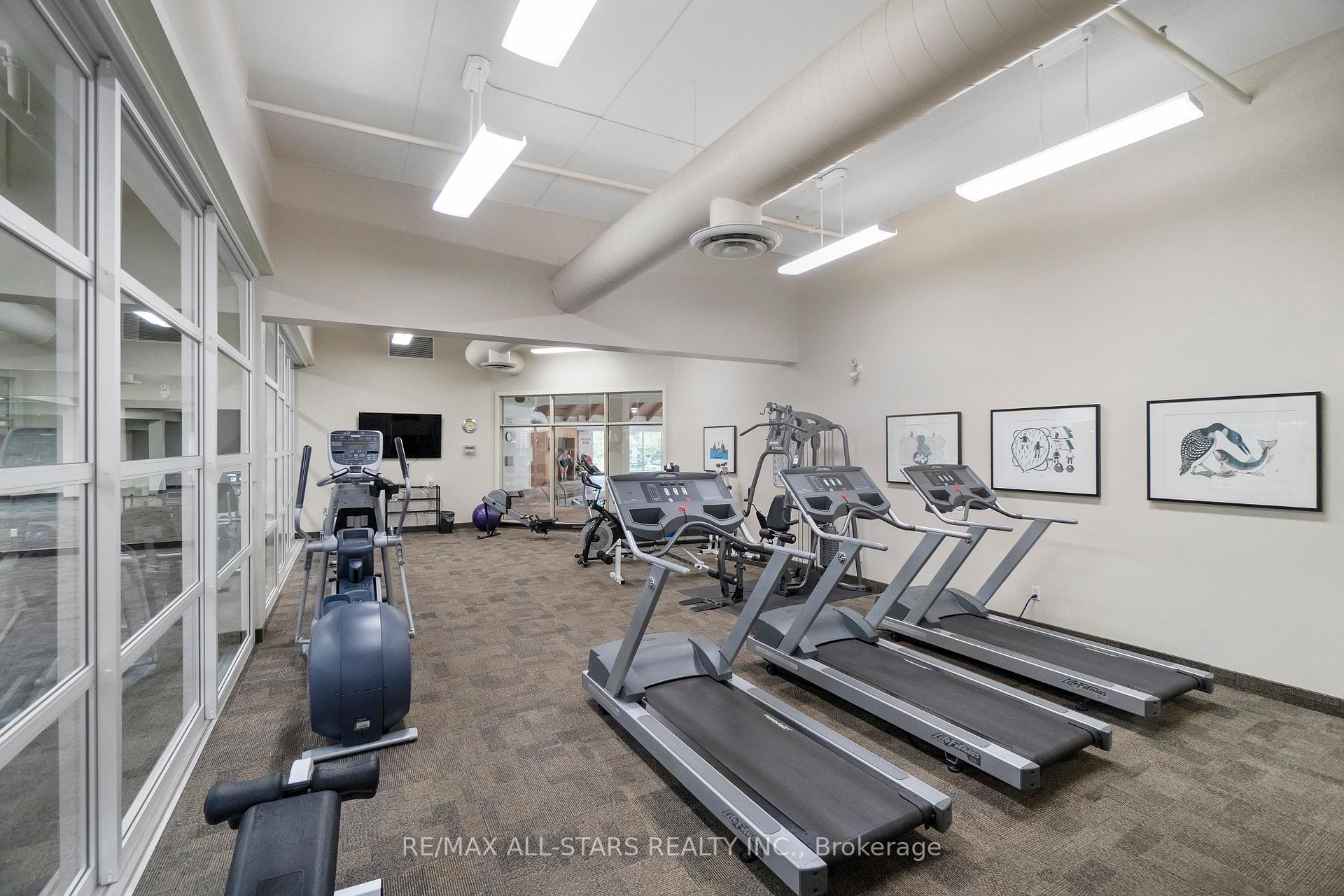 Photo 37 of 68 Celebrity Greens Way, Markham, Greensborough — HOMEH