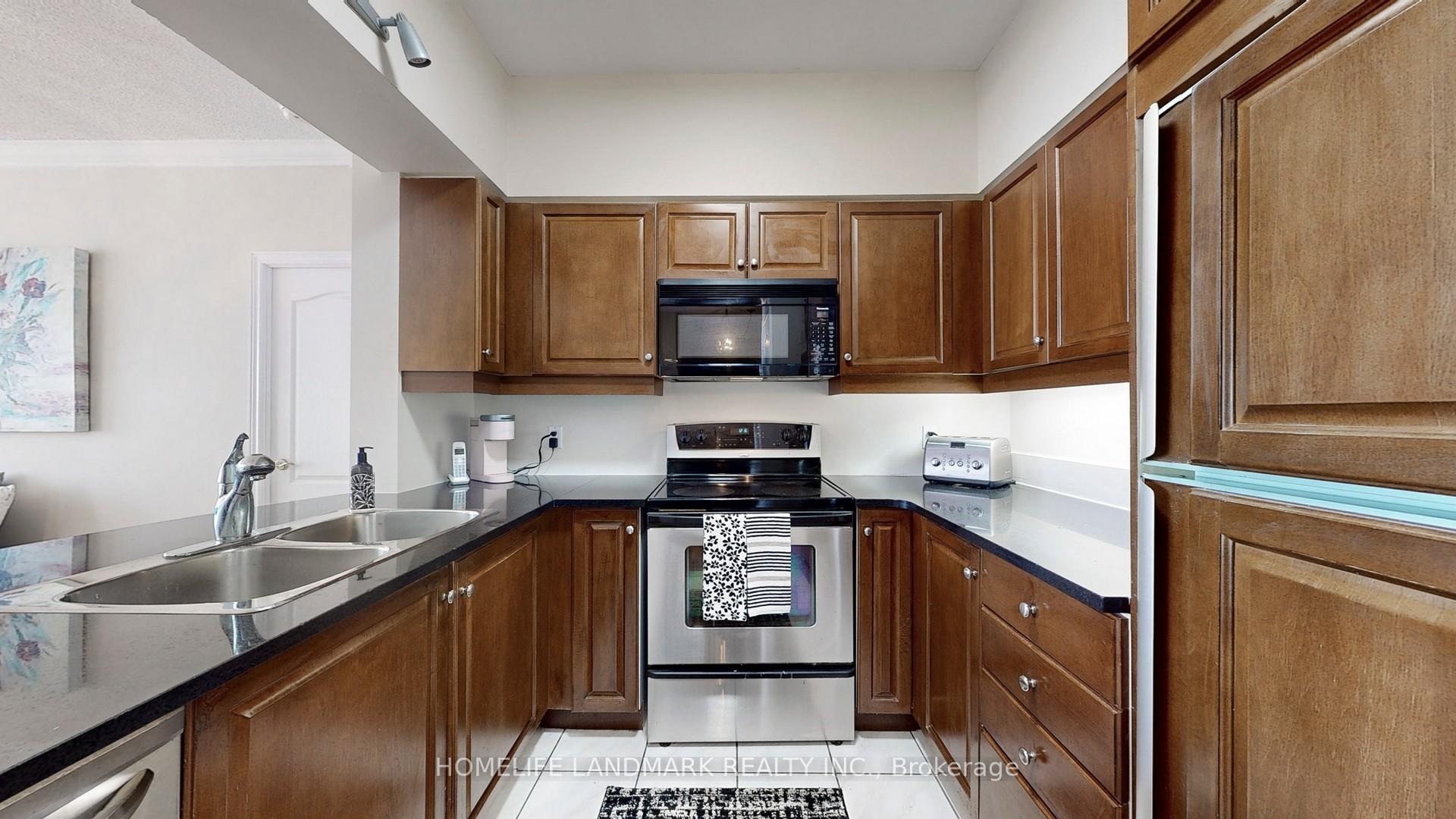 Photo 3 of Unit 309, 2 Edith Drive, Toronto, Yonge-Eglinton — HOMEH
