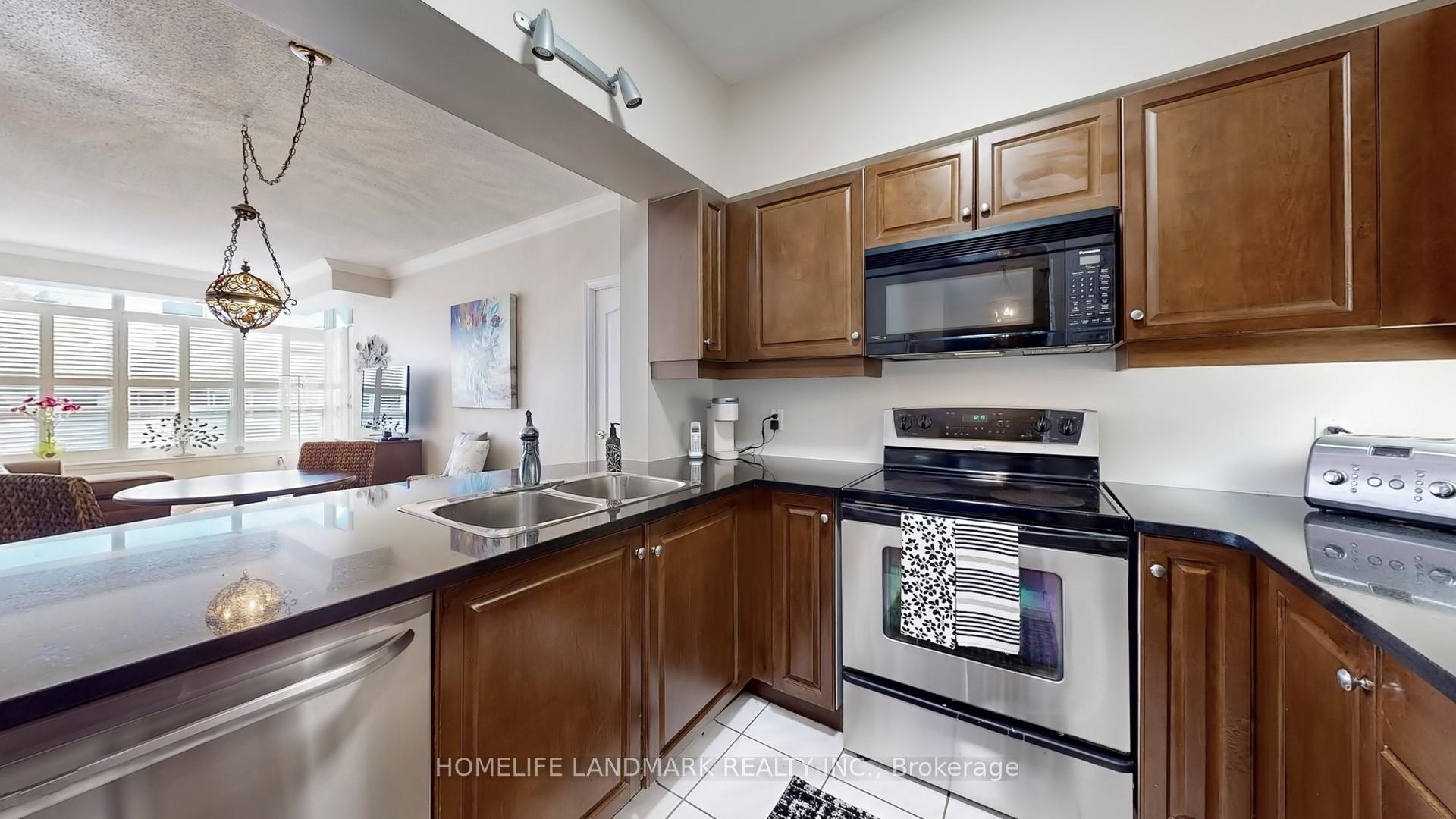 Photo 7 of Unit 309, 2 Edith Drive, Toronto, Yonge-Eglinton — HOMEH