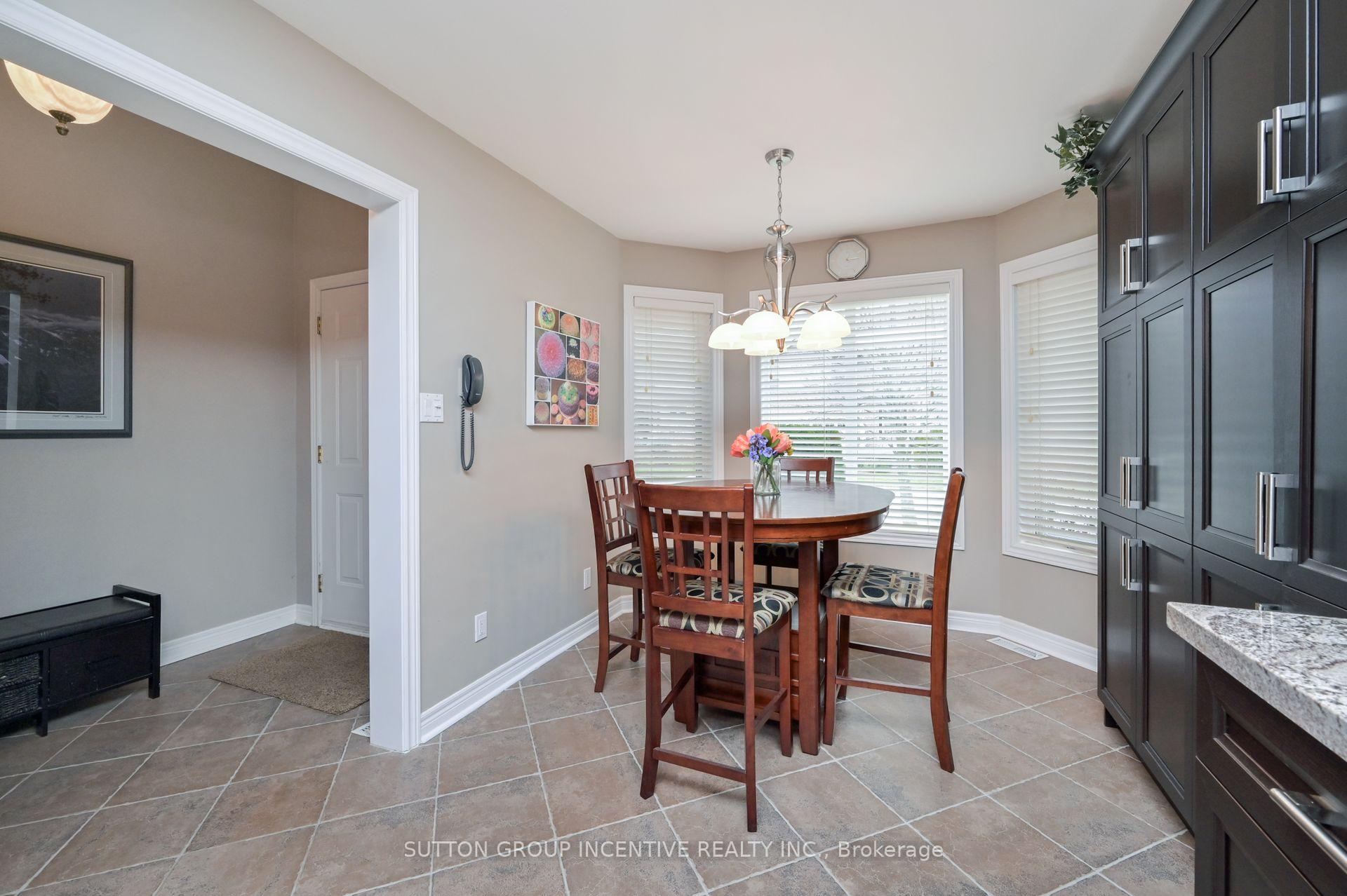 Photo 4 of 1 Artisan Lane, New Tecumseth, Rural New Tecumseth — HOMEH