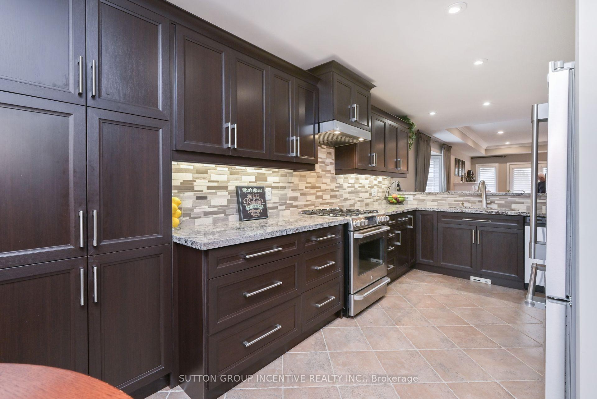 Photo 6 of 1 Artisan Lane, New Tecumseth, Rural New Tecumseth — HOMEH