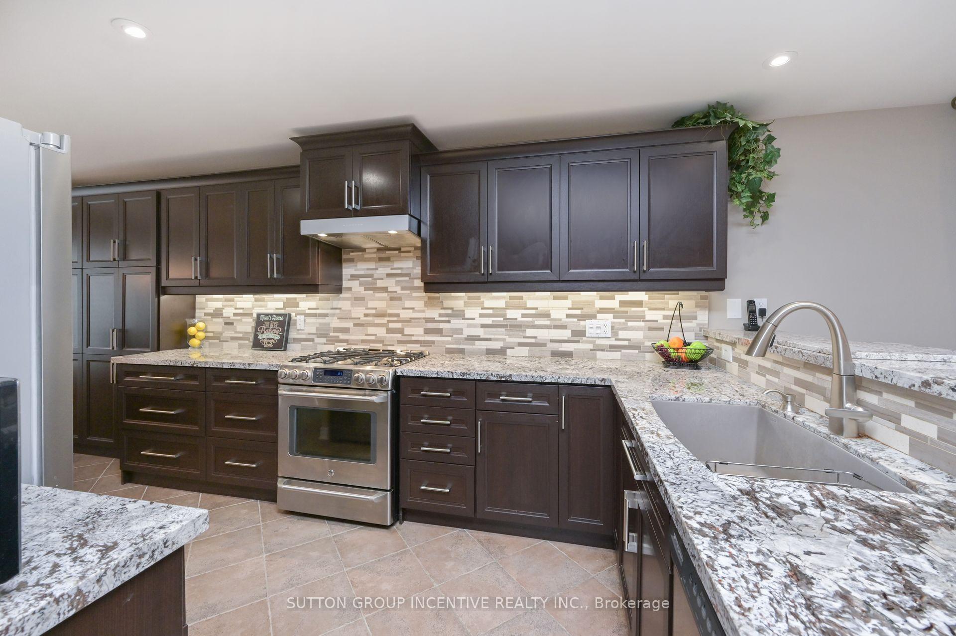 Photo 9 of 1 Artisan Lane, New Tecumseth, Rural New Tecumseth — HOMEH