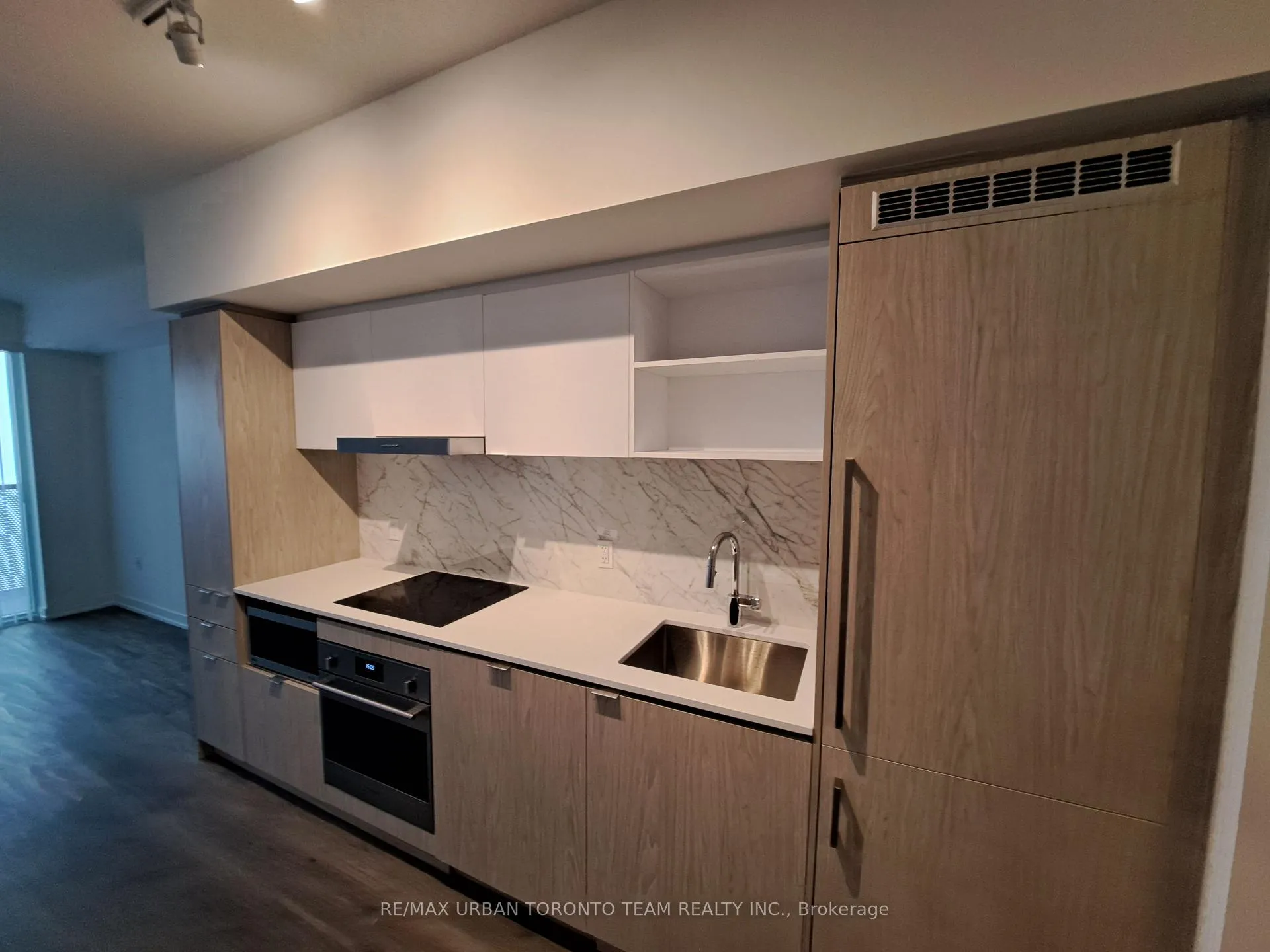 Photo 2 of Unit 4610, 55 Cooper Street, Toronto, Waterfront Communities — HOMEH