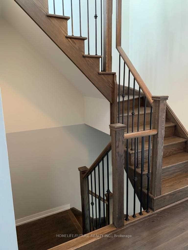Photo 4 of Unit 223, 10 Dunsheath Way, Markham, Cornell — HOMEH