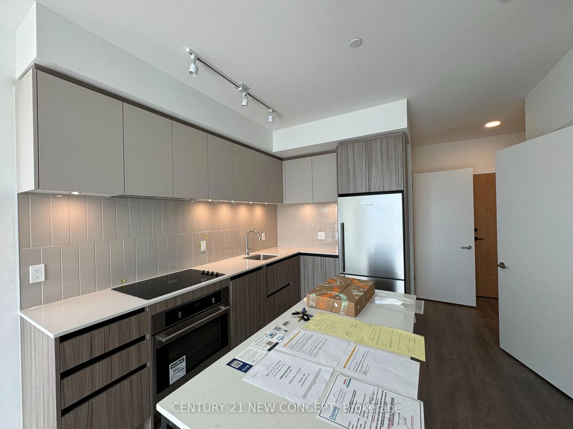 Photo 8 of Unit D-529, 8 beverly glen Boulevard, Vaughan, Beverley Glen — HOMEH