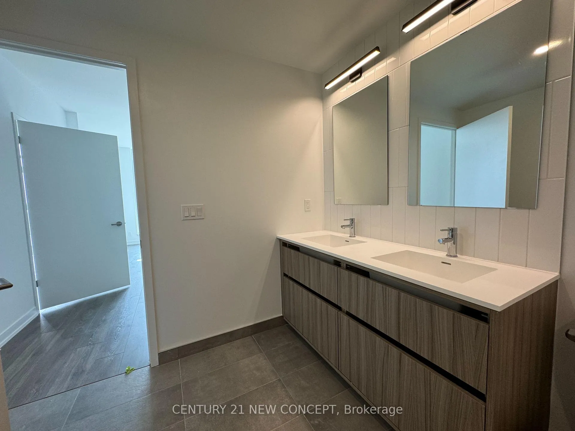 Photo 10 of Unit D-529, 8 beverly glen Boulevard, Vaughan, Beverley Glen — HOMEH